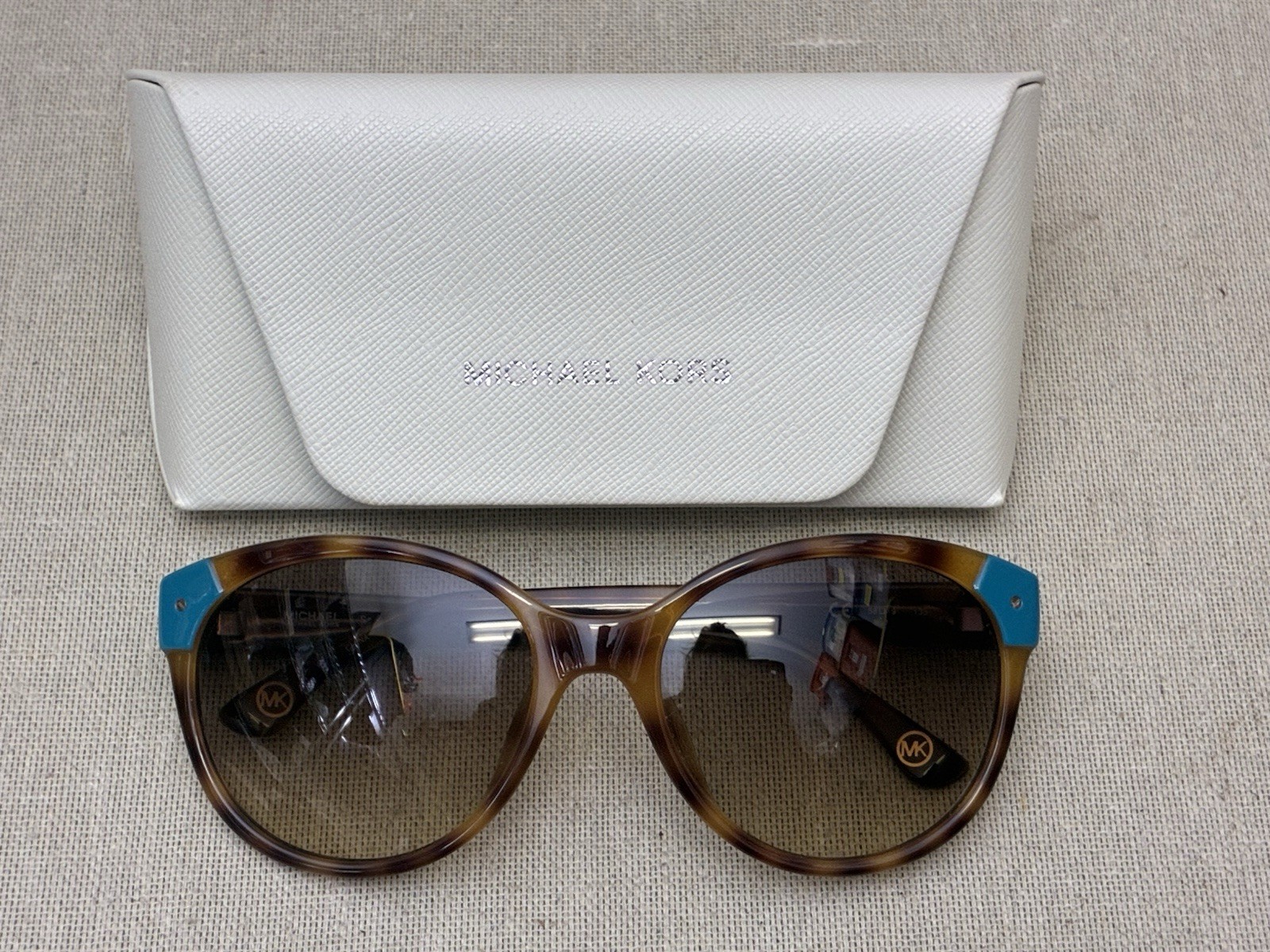 Michael Kors Savannah M2852S Soft Tortoise Sunglasses 58mm 19mm 135mm – 240