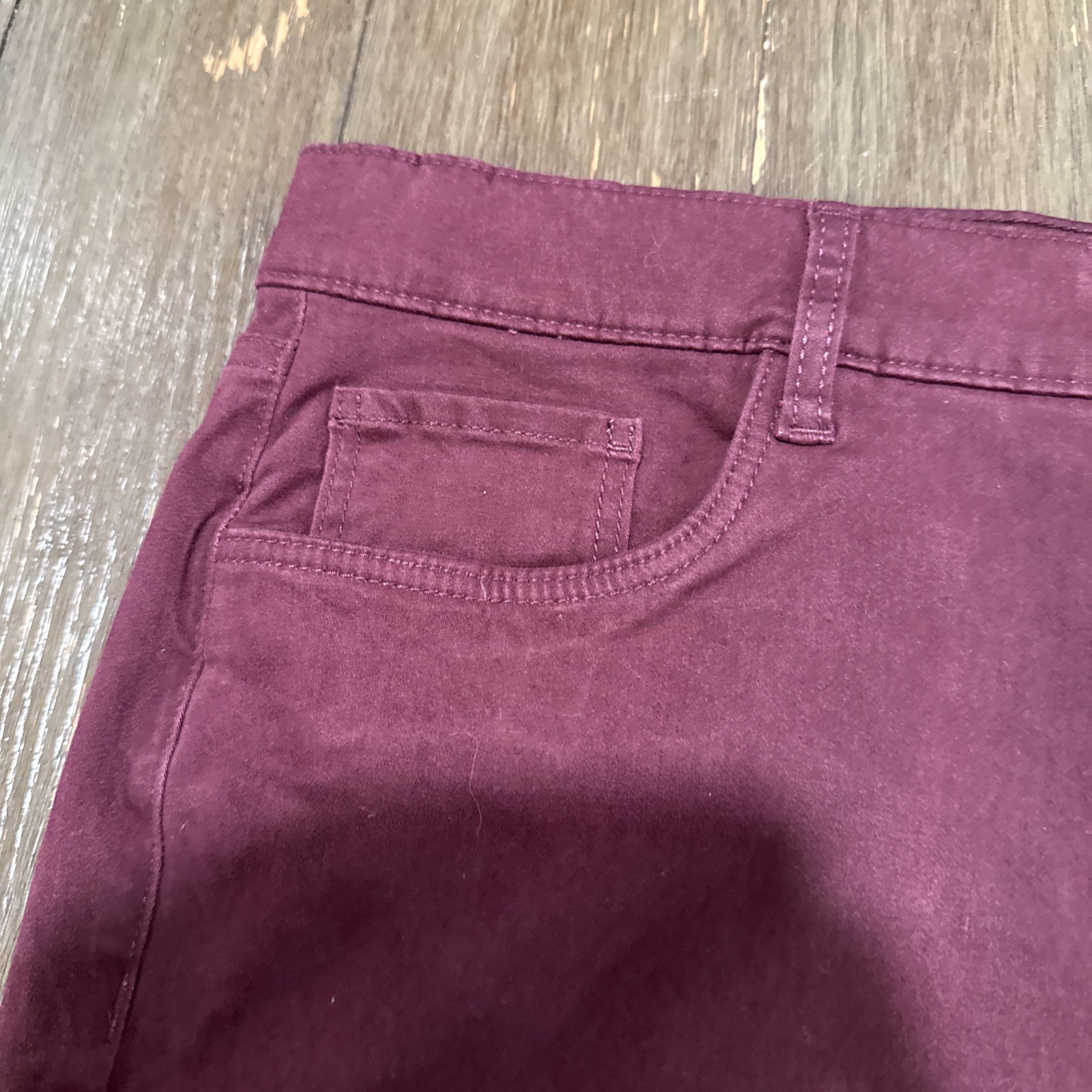 Loft Brand Regular Skinny Jeans Size 32/14 Burgundy Wine Mid Rise