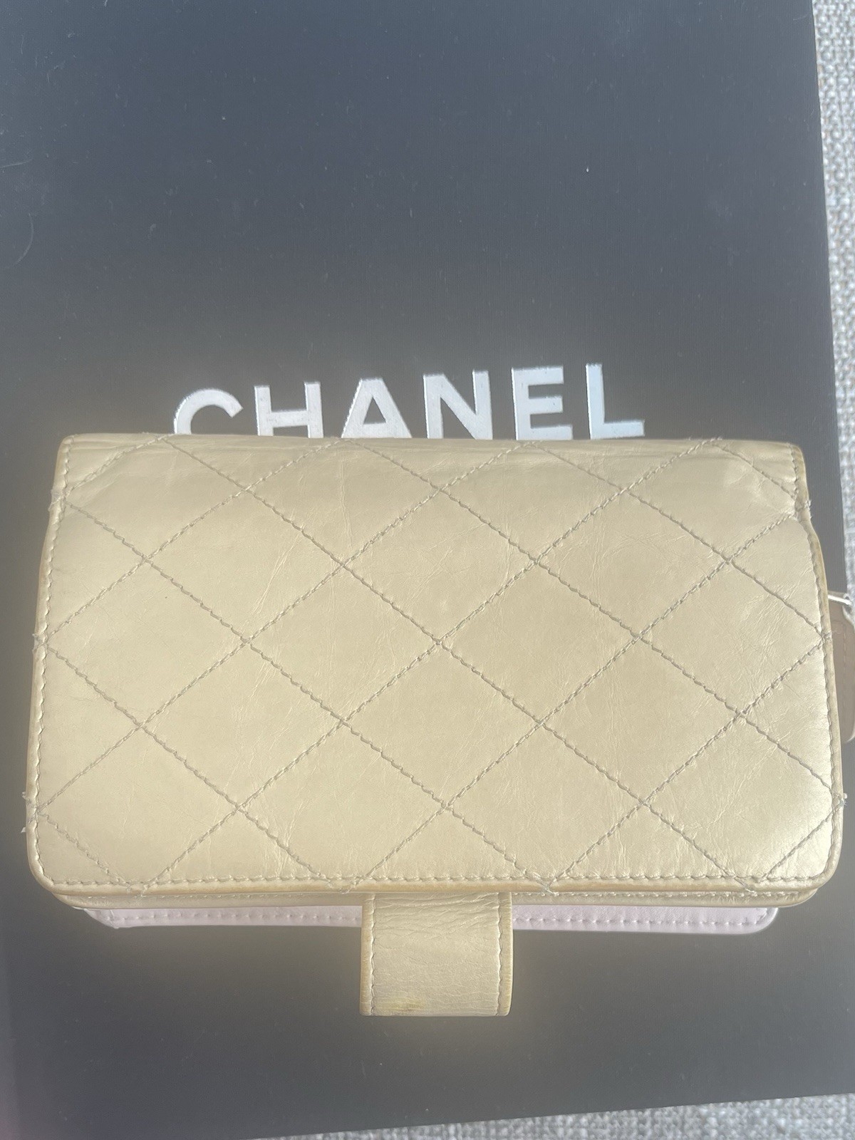 CHANEL Quilted Bifold Wallet CC Logo Snap Tab Zip Coin Pocket Gold Pink