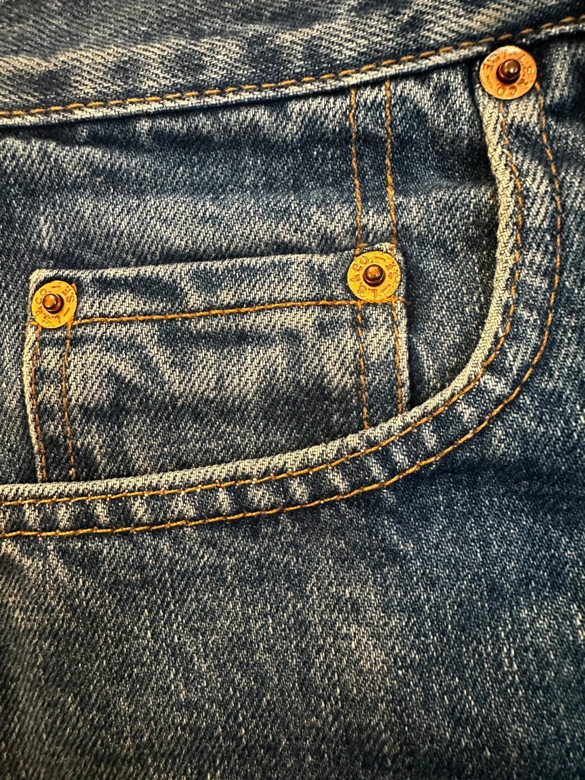 Vintage Levi’s 615 Orange Tab Jeans 29×32 Made in Spain 1999