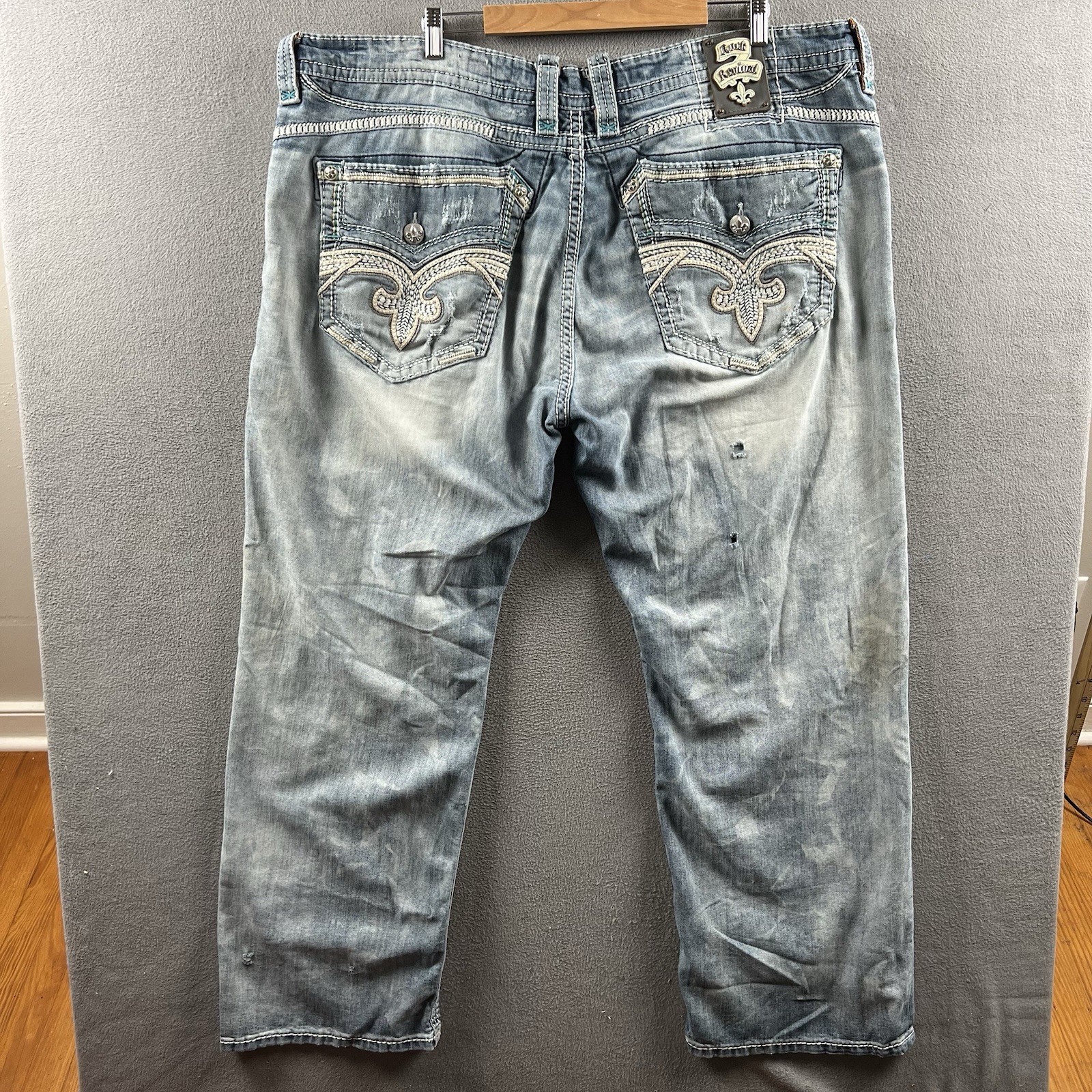 Rock Revival Feeney Jeans Mens 44×34 Light Wash Distressed Denim Relaxed Fit Y2K