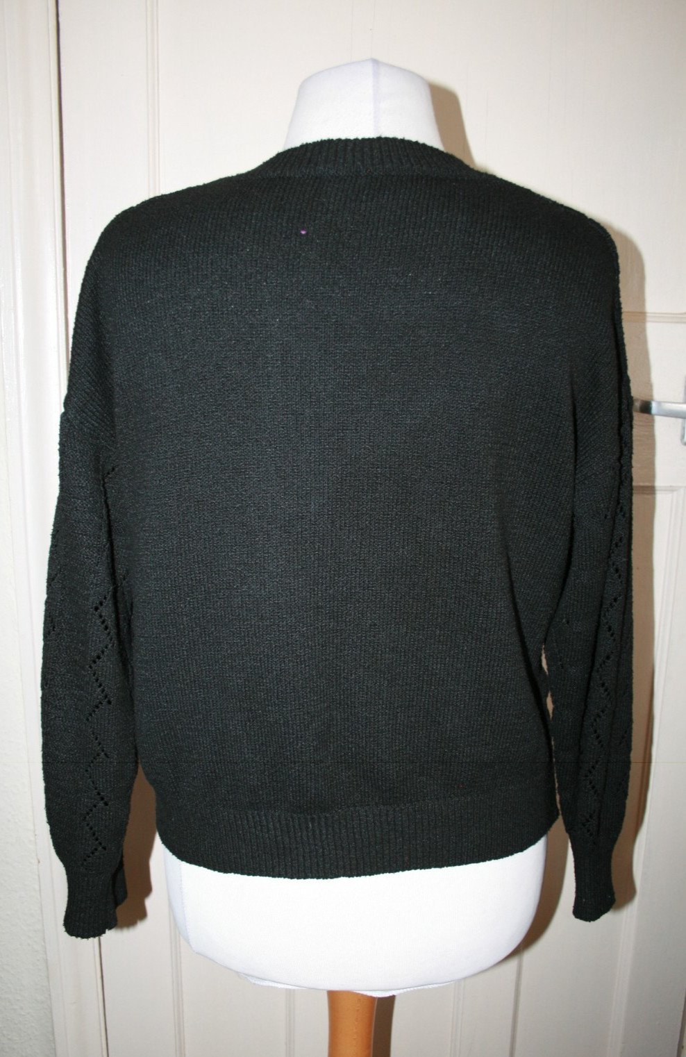 SIZE 16 BLACK LONG SLEEVE JUMPER WITH OPEN PATTERN IN FABRIC