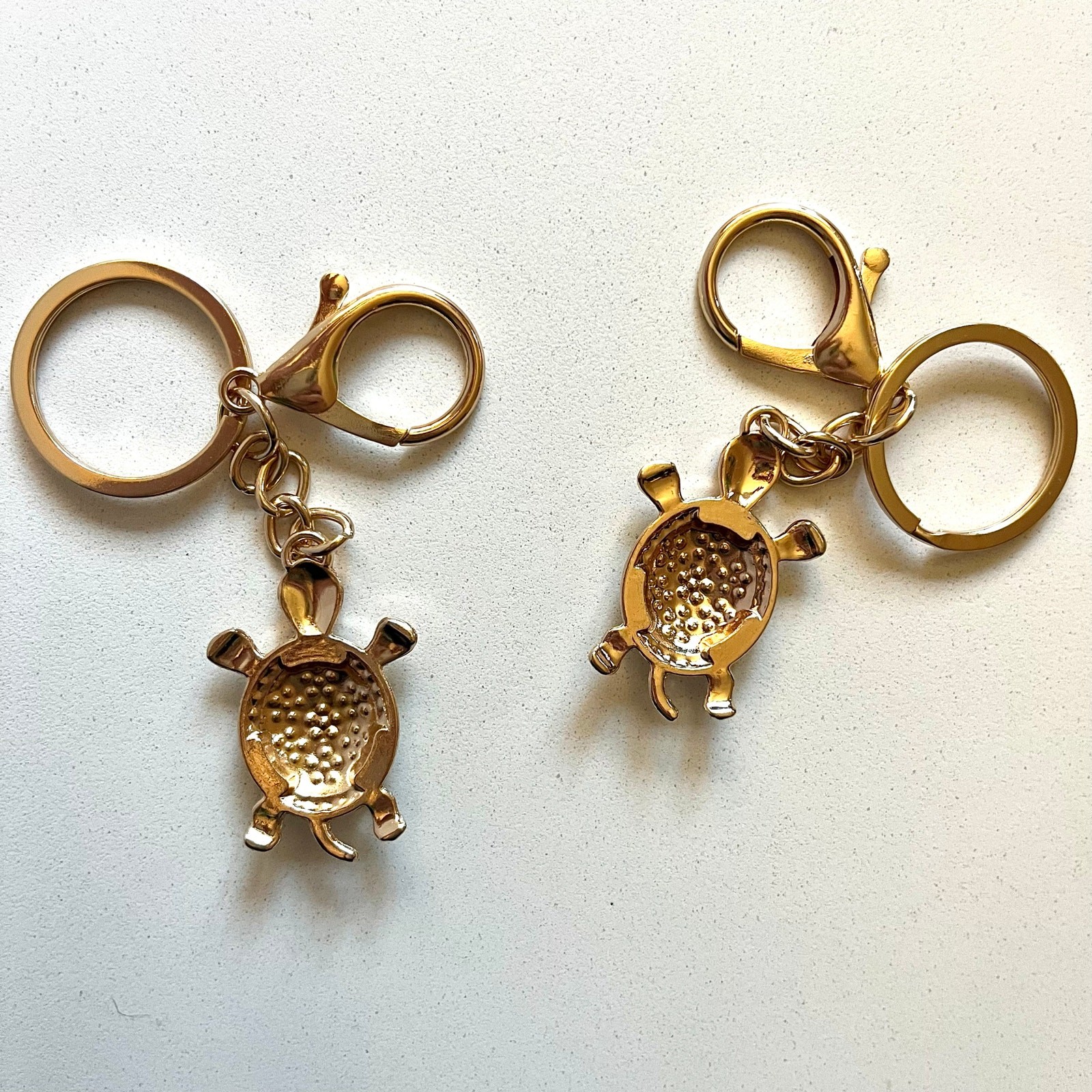 KEYCHAINS: Sea Turtles with Rhinestones, Blue or Green, BUYER CHOOSES 1