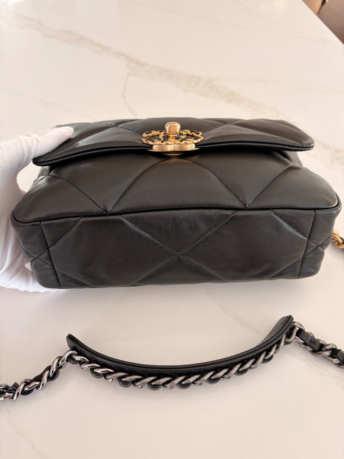 Authentic Chanel 19 in black Lambskin with mixed hardware size small