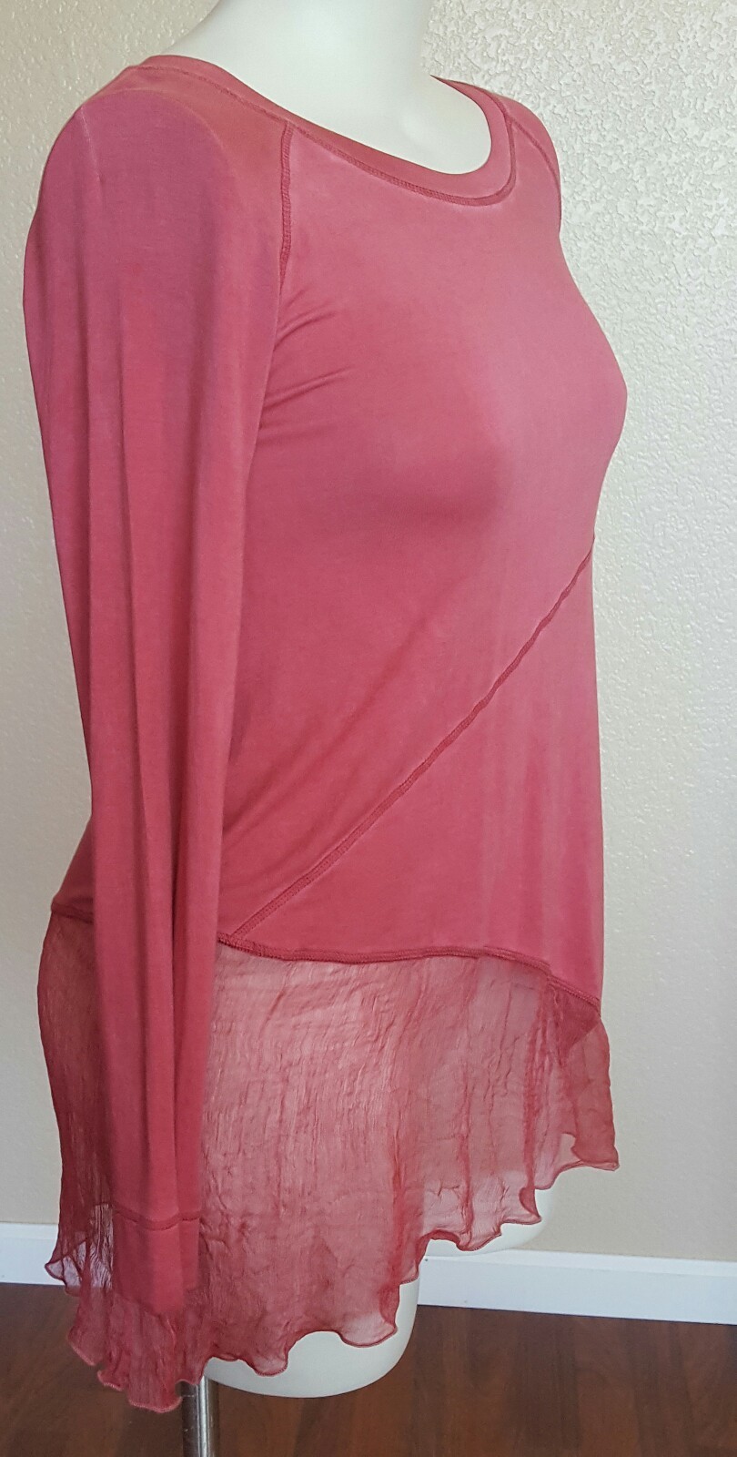 Soft Surroundings Silk Long Sleeve Knit Asymmetrical Tunic Top Size XS Red New