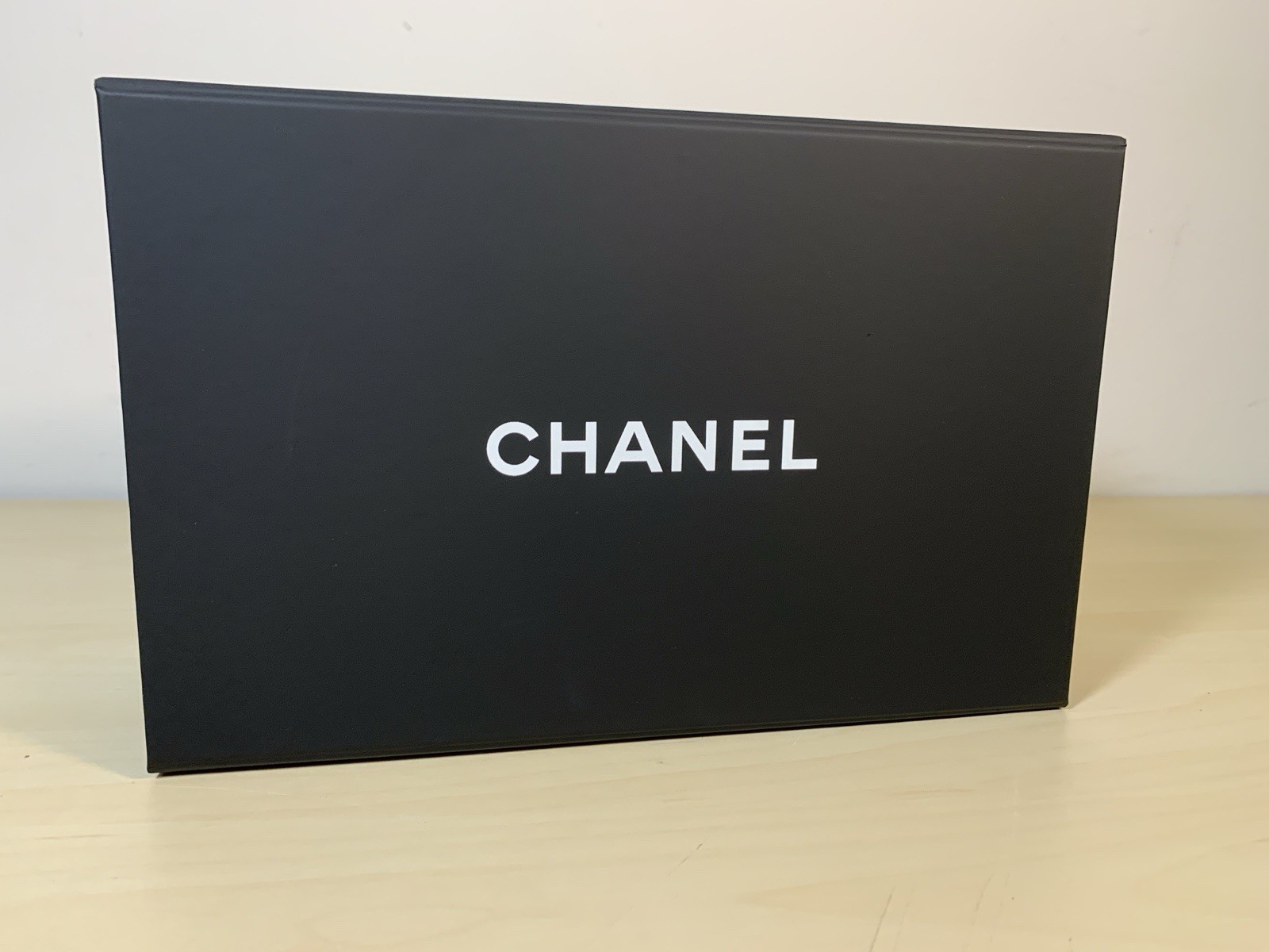 Authentic CHANEL Magnetic Handbag Purse Storage Gift Box 10.25″ x 6.75″ x 4.25″