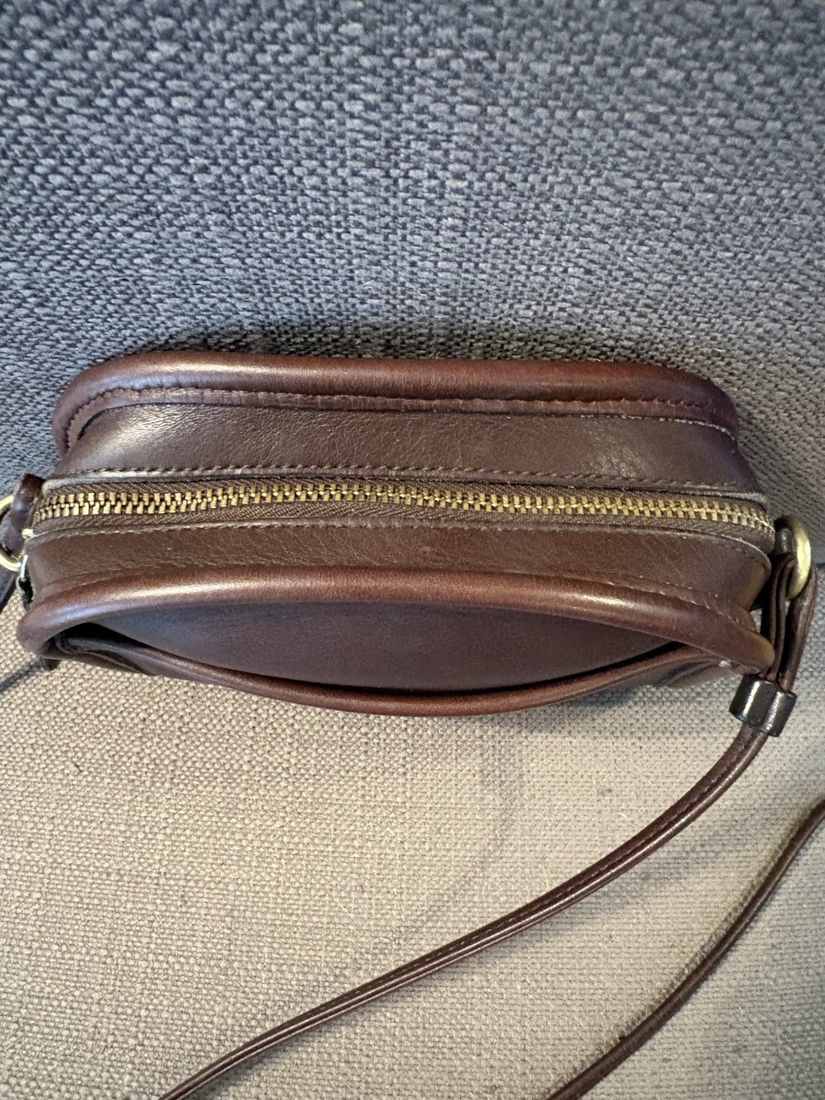 🔥Vintage Coach Abbie Zip #9017 Crossbody Bag Mahogany Leather Made in USA, EUC
