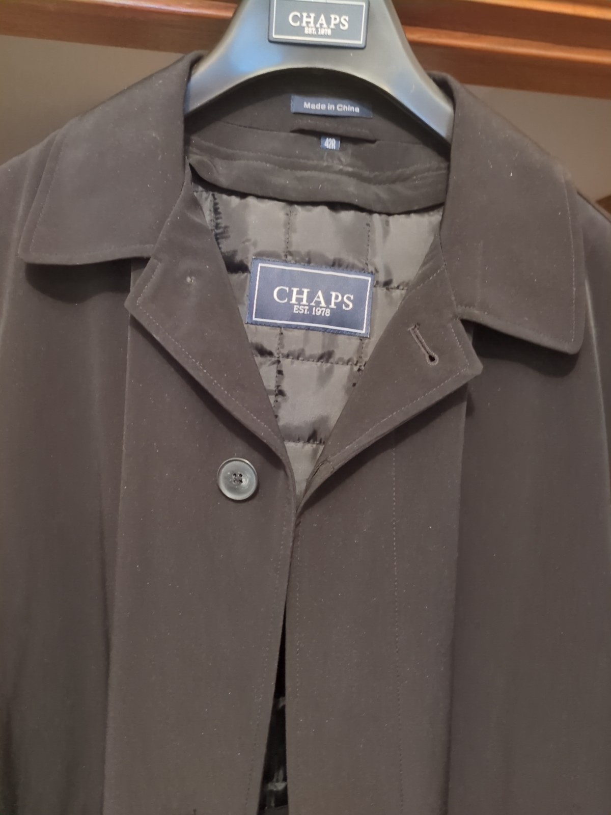 New Without Tags – Chaps Men’s Black Overcoat 42R – With Zipper Lining