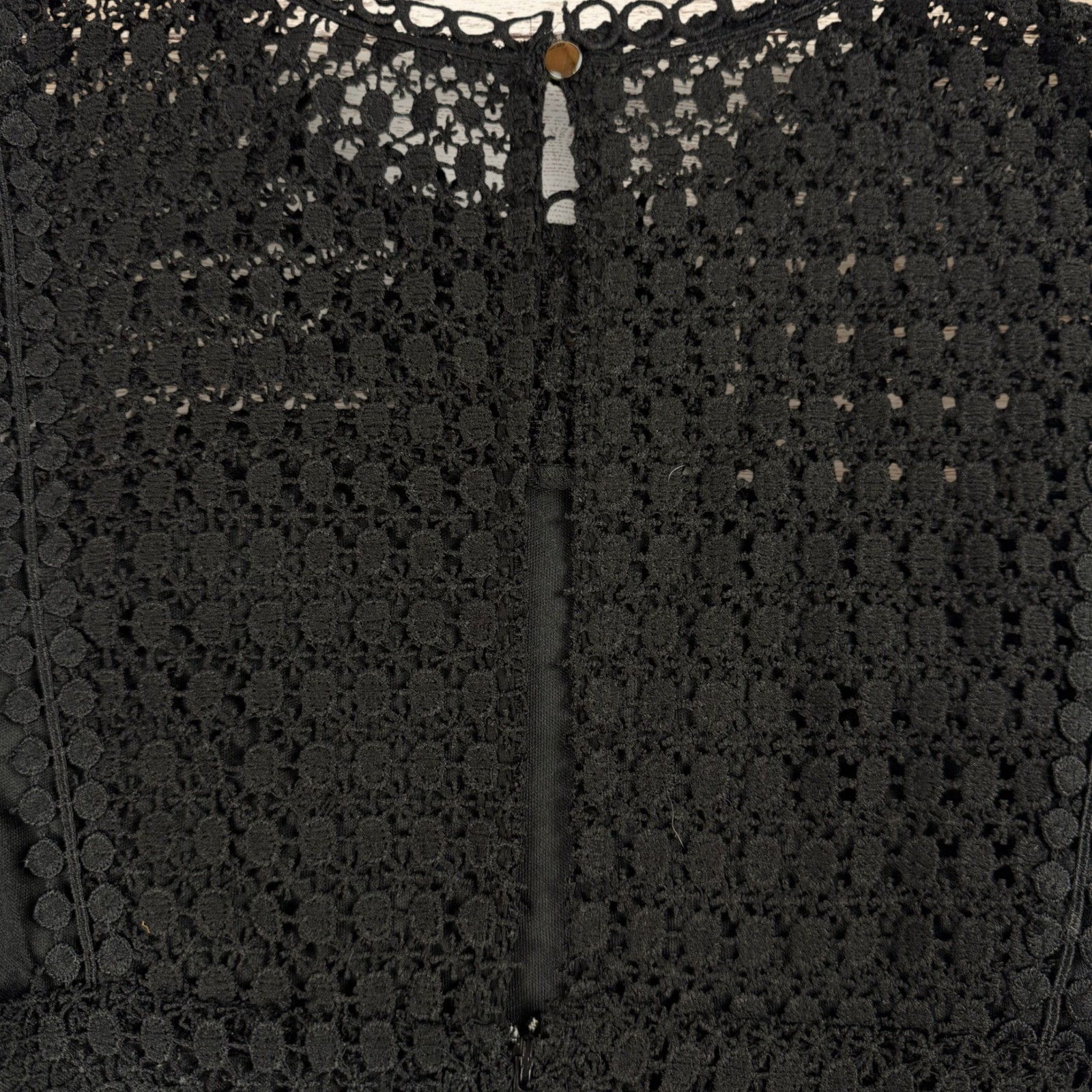 FRANCESCAS Womens Black Crochet Lace Sleeveless Fit and Flare Dress Size M