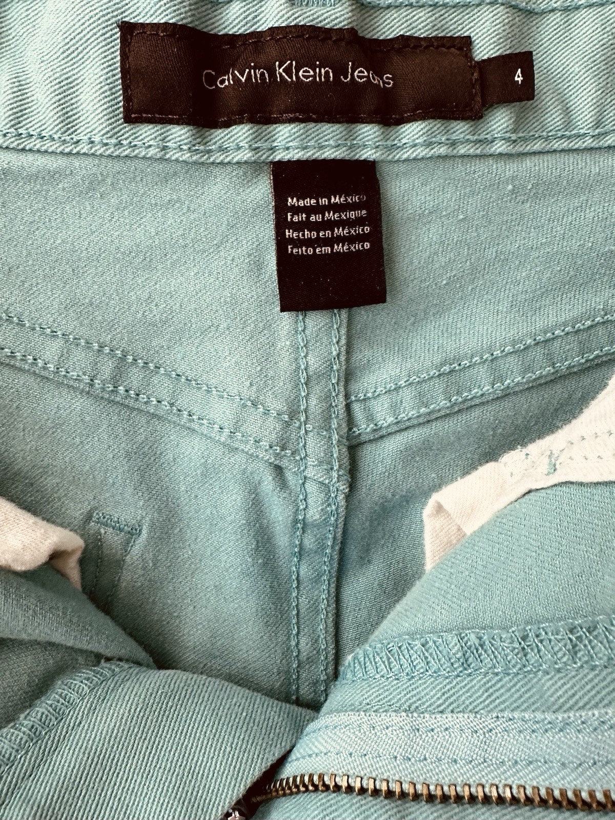 EUC CALVIN KLEIN JEANS Talla Shorts Women’s Size 4 Aqua Green 98% Cotton 5 Pkt