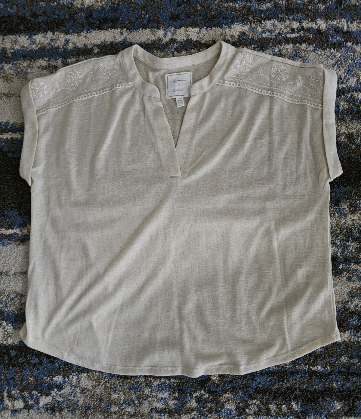 Avenue + Cove Beige Solid V-Neck Cap Sleeve Knit Pullover Blouse XL