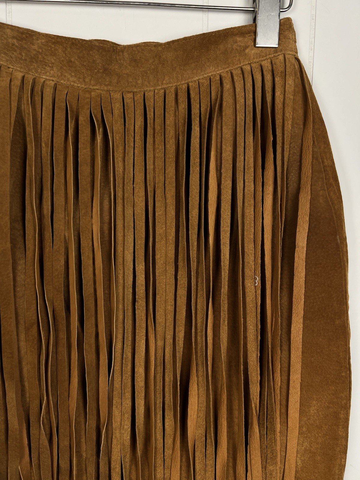 Cedars Vintage 100% Suede Leather Fringed Skirt in Gorgeous Brown 26.5” Waist