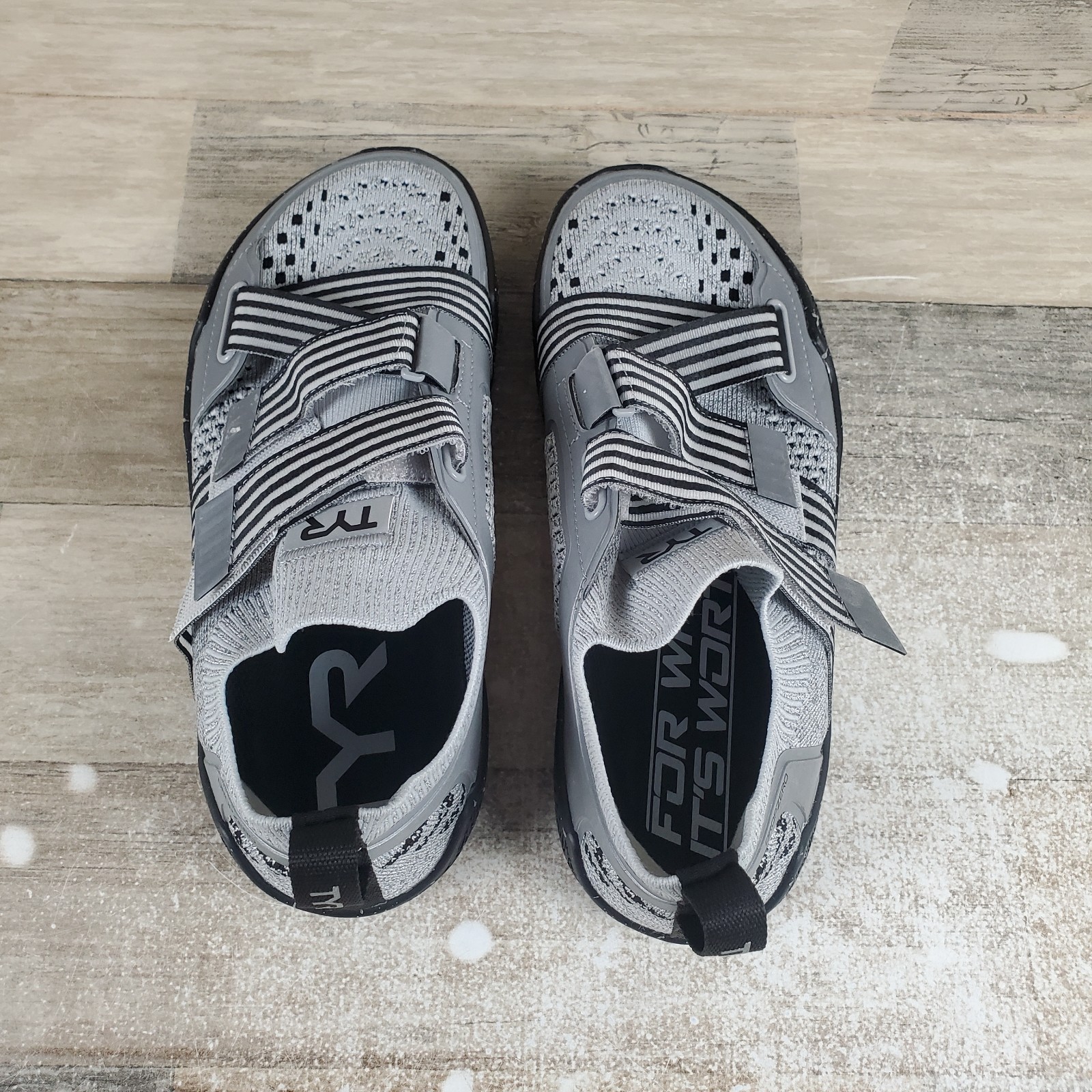 TYR DZ-1 Dropzero Barefoot Trainer Womens Shoes Sz 8.5 Training Silver Sneakers