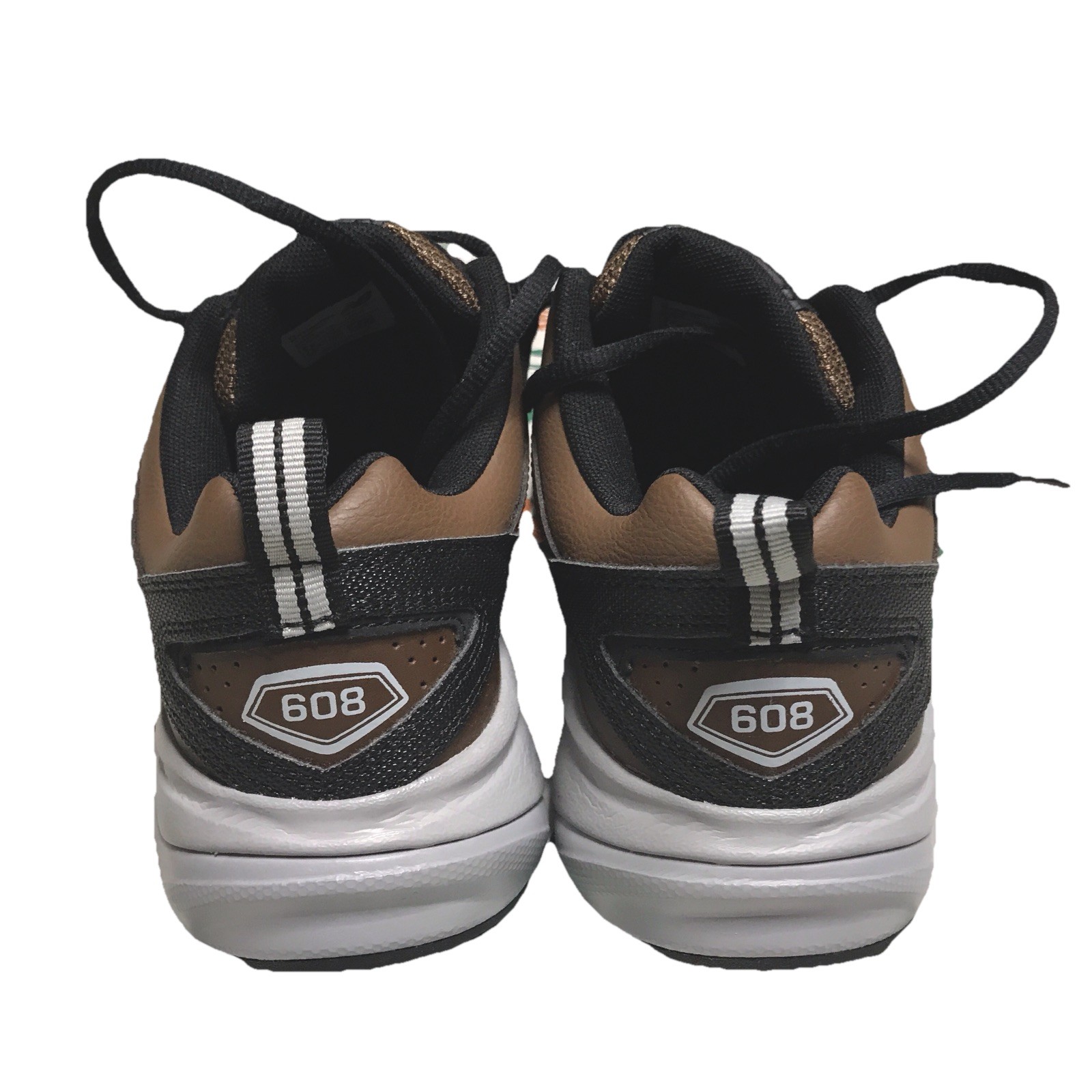 New Balance Men’s 8 Brown , 608V4 New in Box