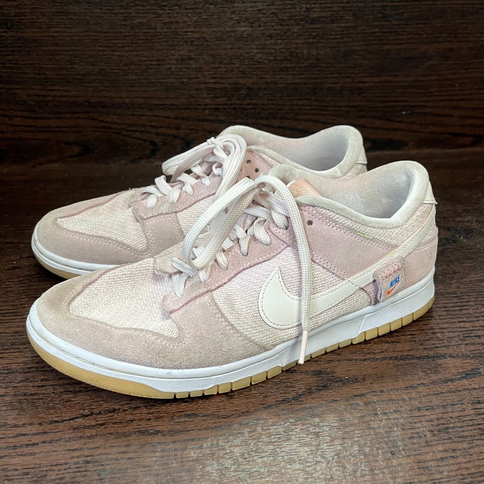 Nike Dunk Low SE “Teddy Bear” Women’s Size 10.5 Light Pink Sneakers DZ5318-640