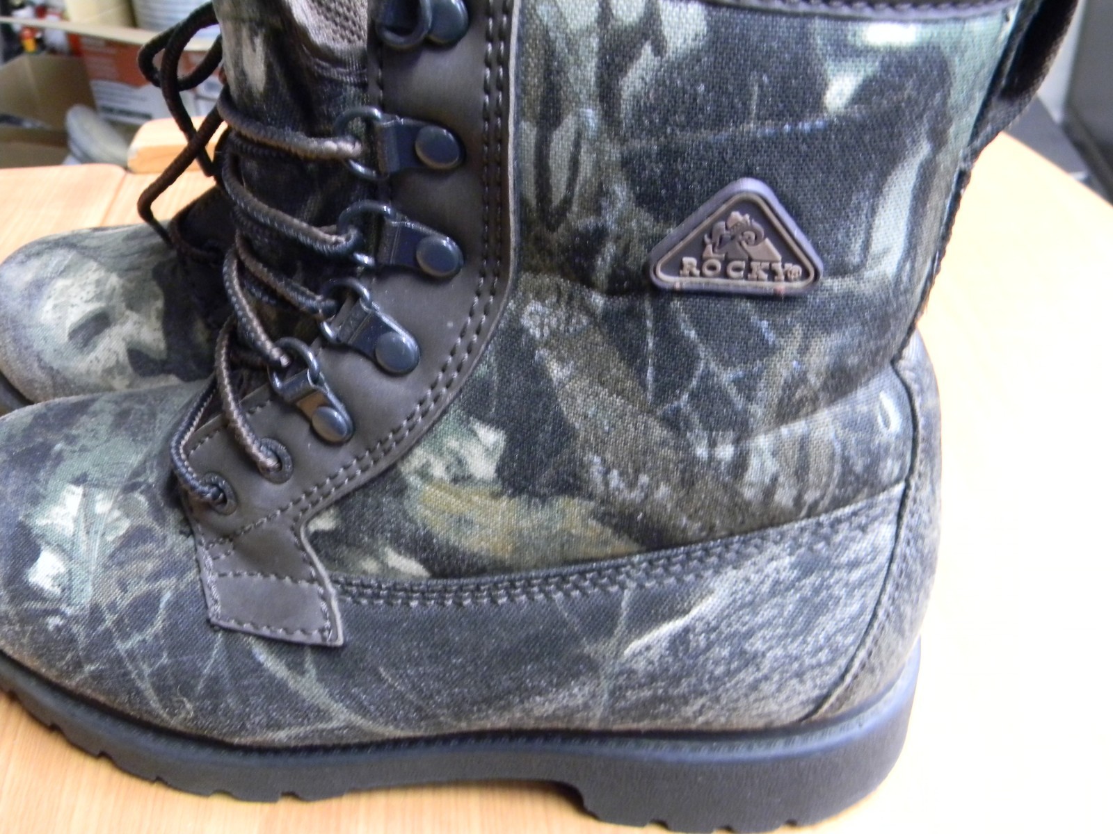Rocky Insulated Camo Thinsulate Ultra Boot Women’s Size 4 – Man Made Materials