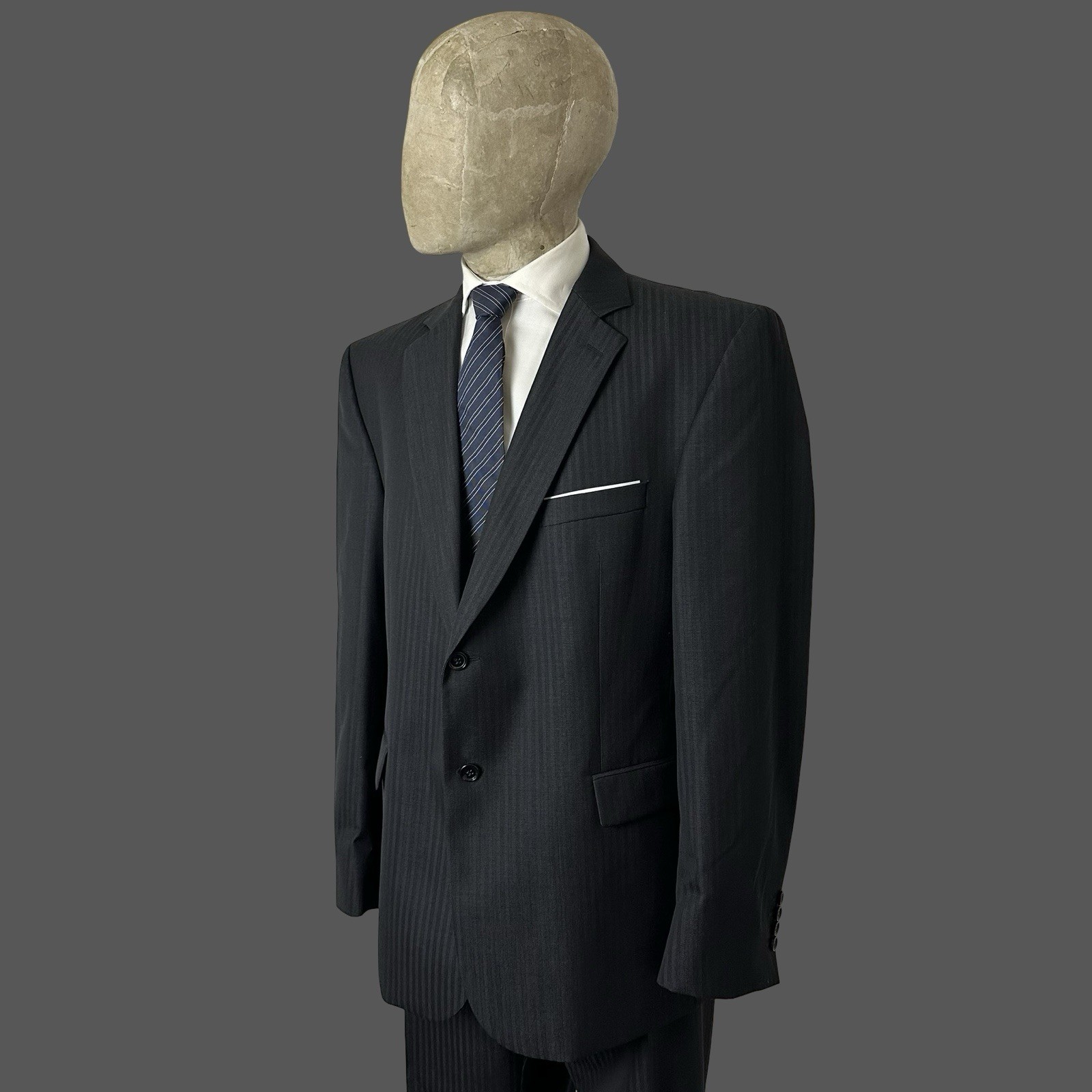 Strellson Suit 44R 38R 2PC Men’s Black Super 120’s Wool Herringbone Stripe