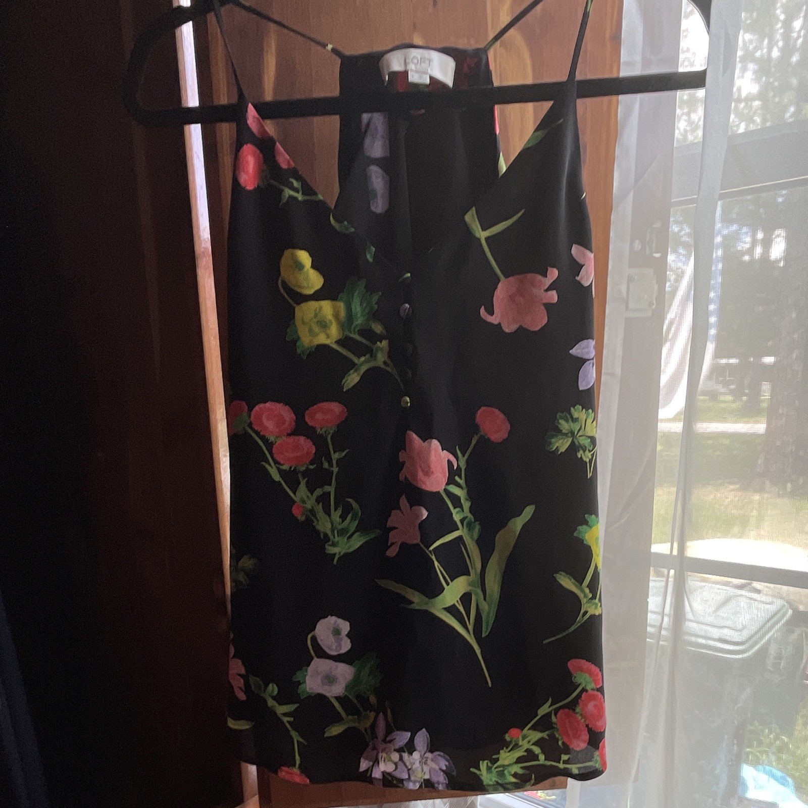 LOFT Women’s Black Floral V-Neck Spaghetti Strap Button Front Cami Tank S
