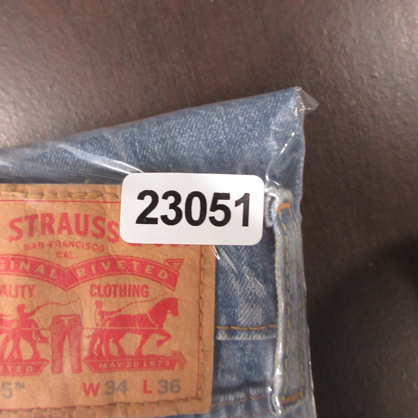 Levis Jeans Mens 34×36 Blue 505 Regular Straight Faded Eco Ease Denim Pants
