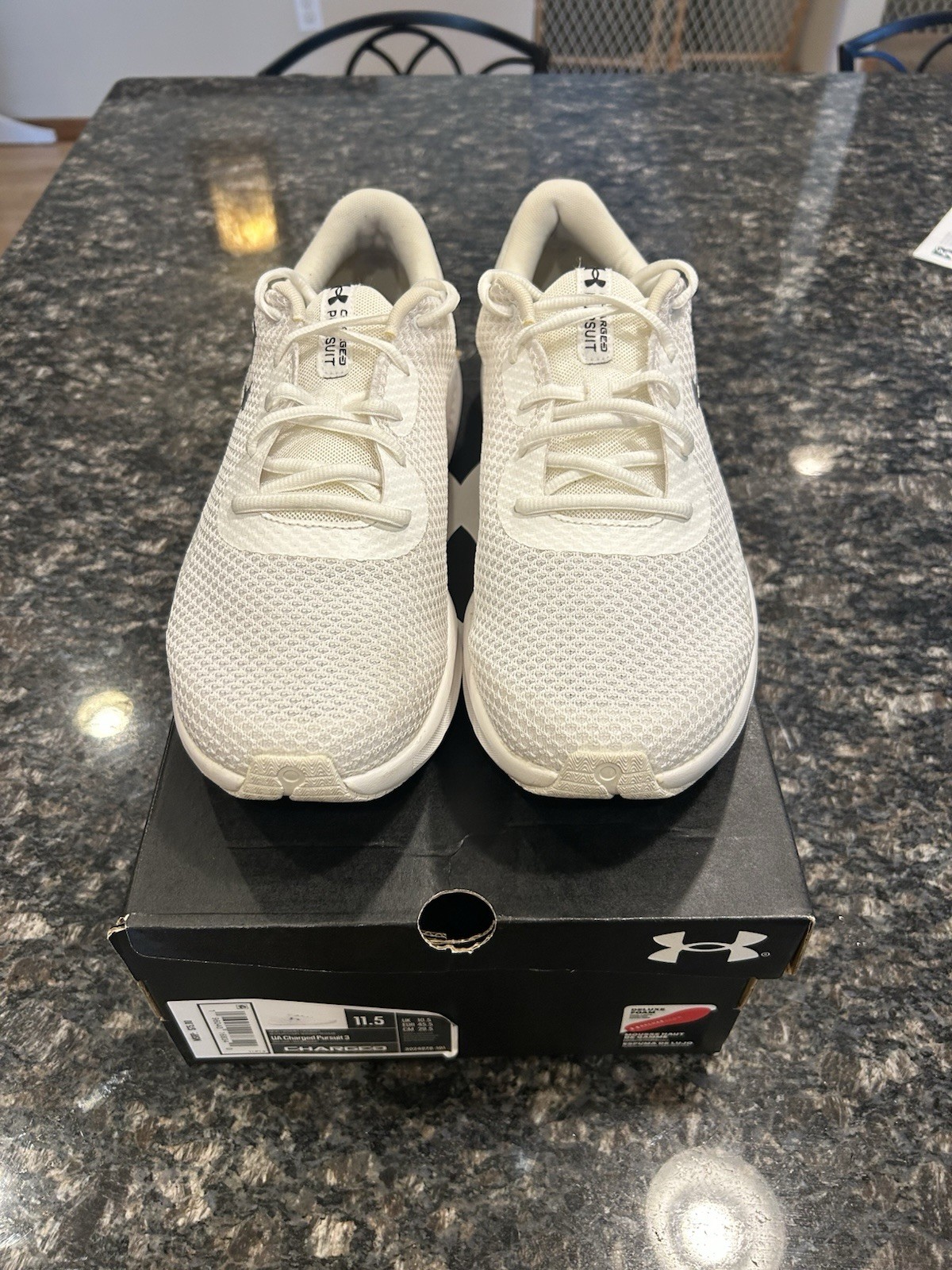 Under Armour Charged Pursuit 3 Shoes, White – Original Box Included – Size 11.5