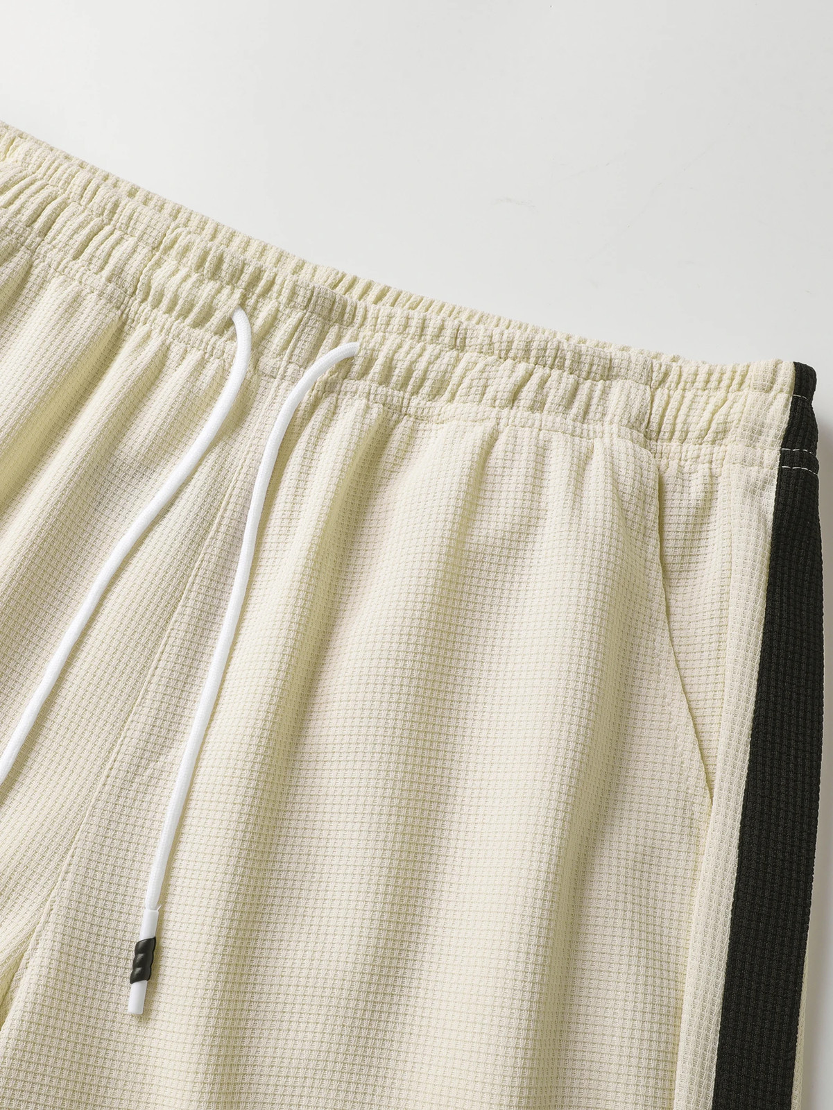 Men’s Textured Beach Sports Shorts Breathable Casual Summer Athletic Pants Gift