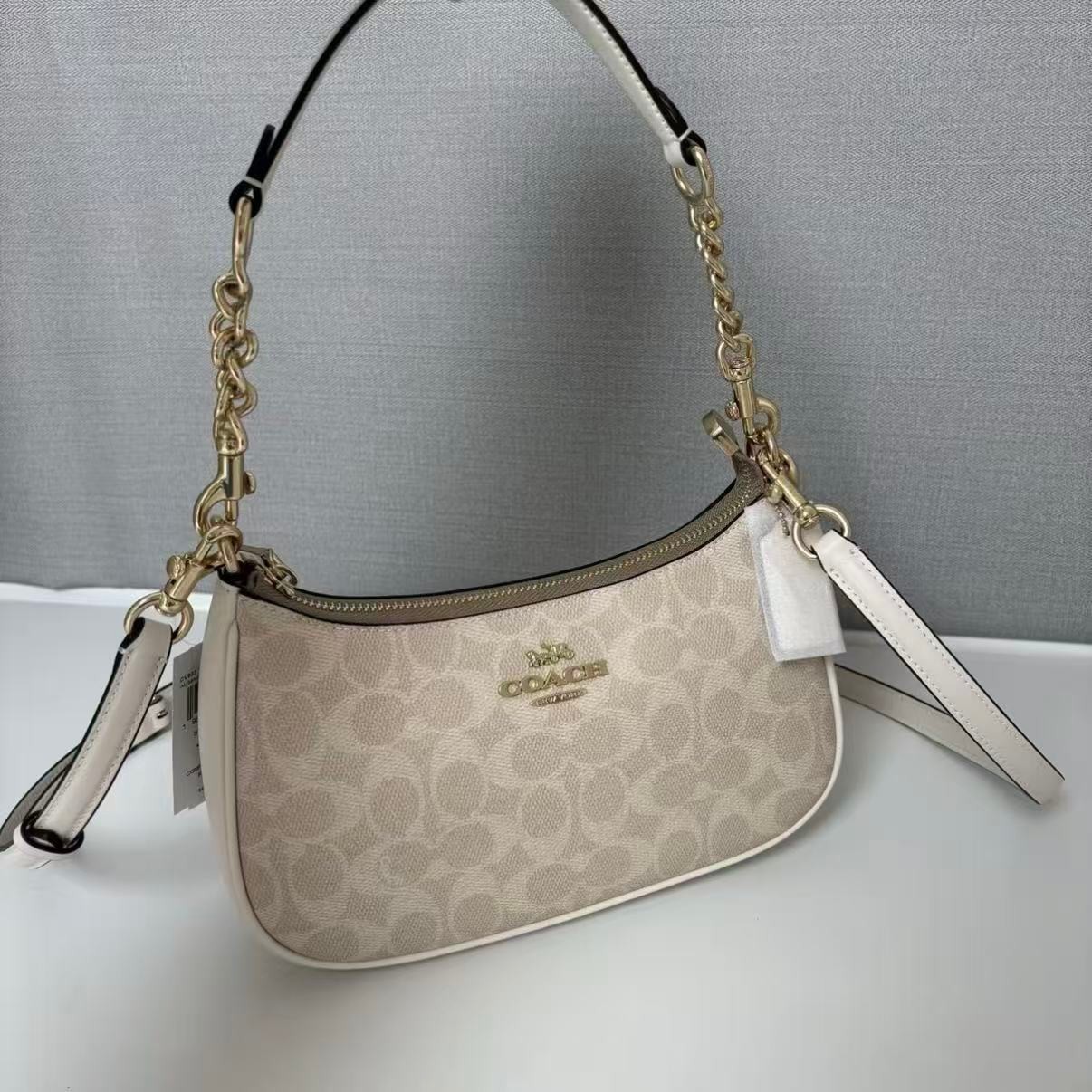 NWT Coach Teri Shoulder Bag In Signature Canvas CV933 Gold/Sand/Chalk