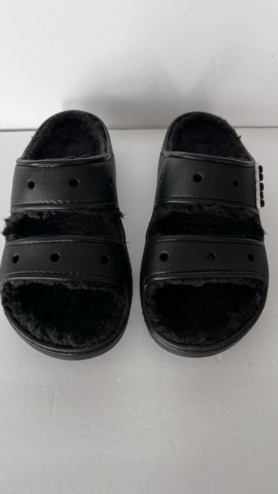 Crocs Classic Cozzzy Sandals Black Fuzzy Lined M8 W10 Unisex Slides 207446