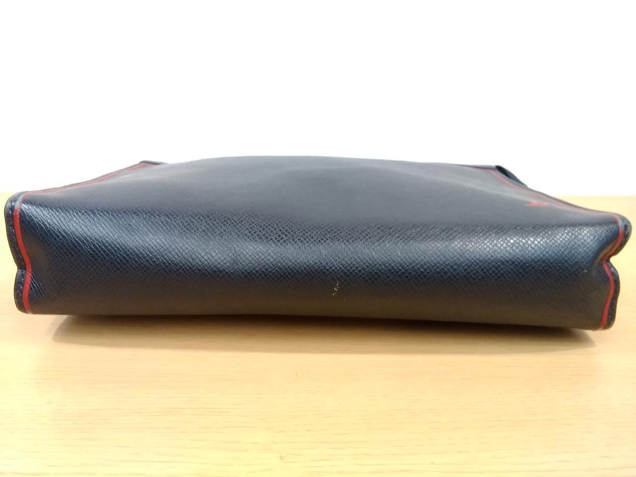 Louis Vuitton Pochette Viwayage MM 10.6 inch