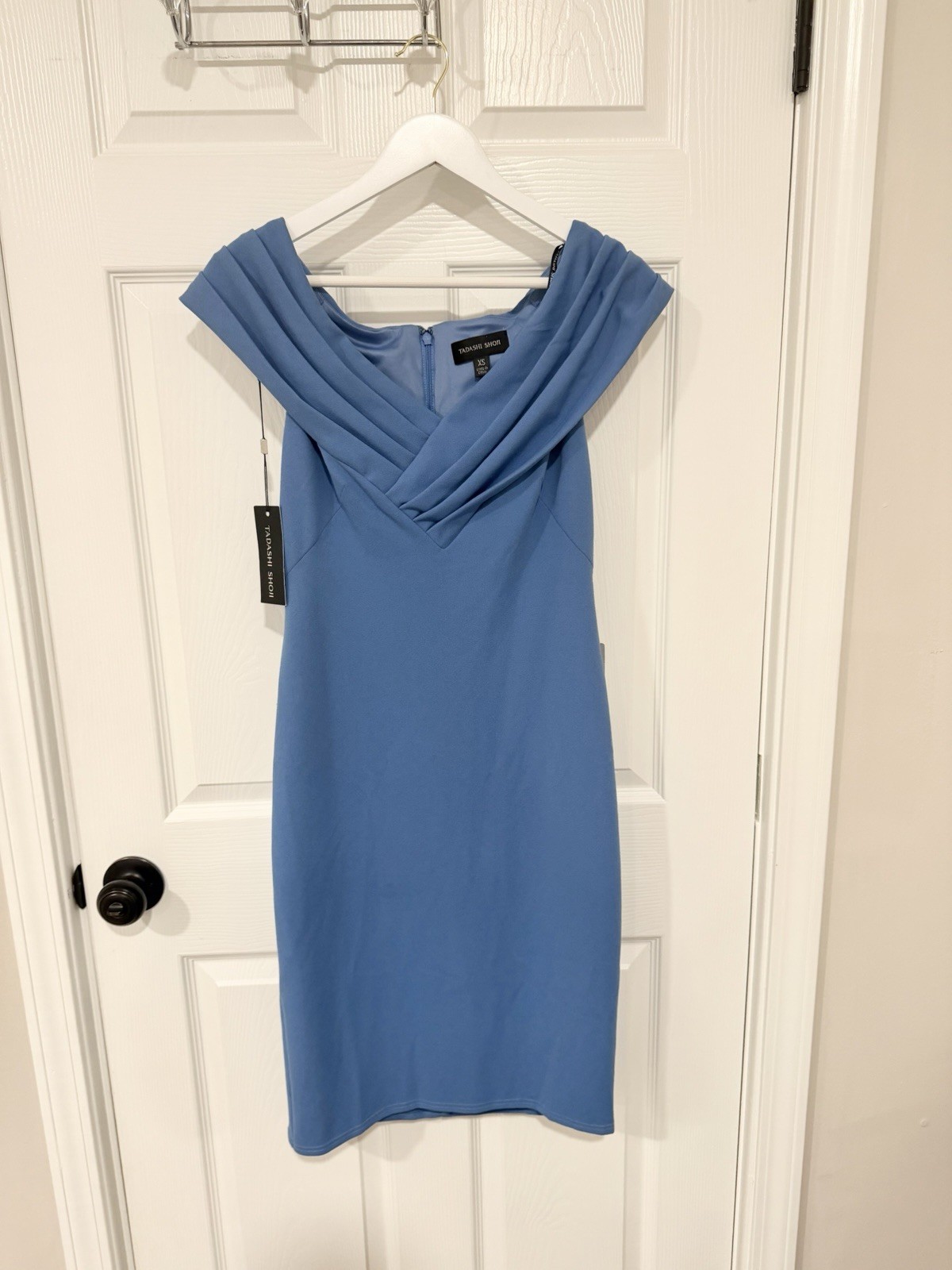 Tadashi Shoji NWT Blue Quiet Luxury Off Shoulder Wedding Guest Sheath XS Dress