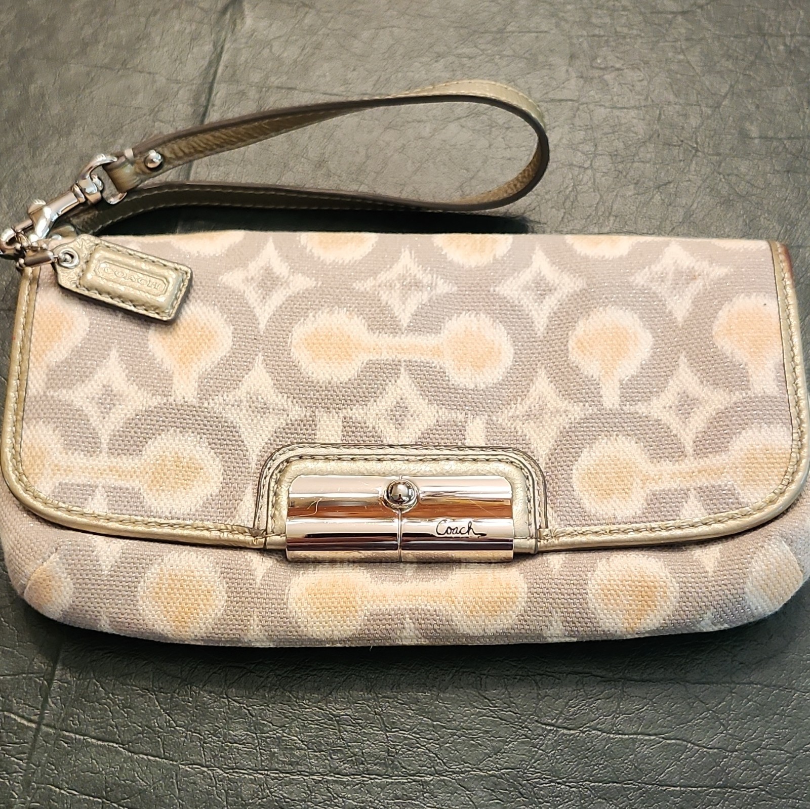 Coach Women’s Small Beige/Ivory Logo Wristlet Clutch Turn Lock, Lined Pockets