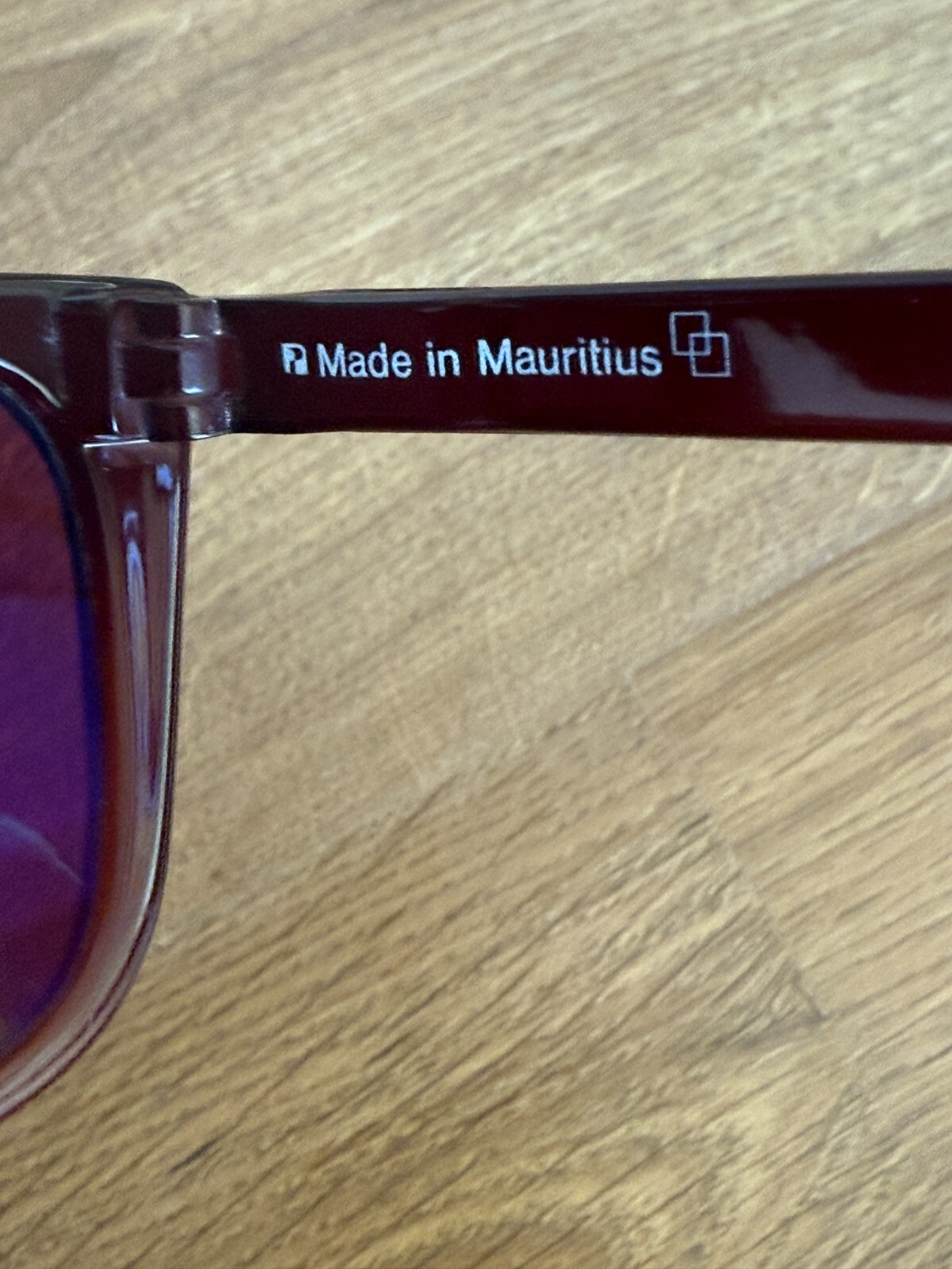 Vintage SKI Lites Sunglasses Mauritius – Lens have wear and minor scratches