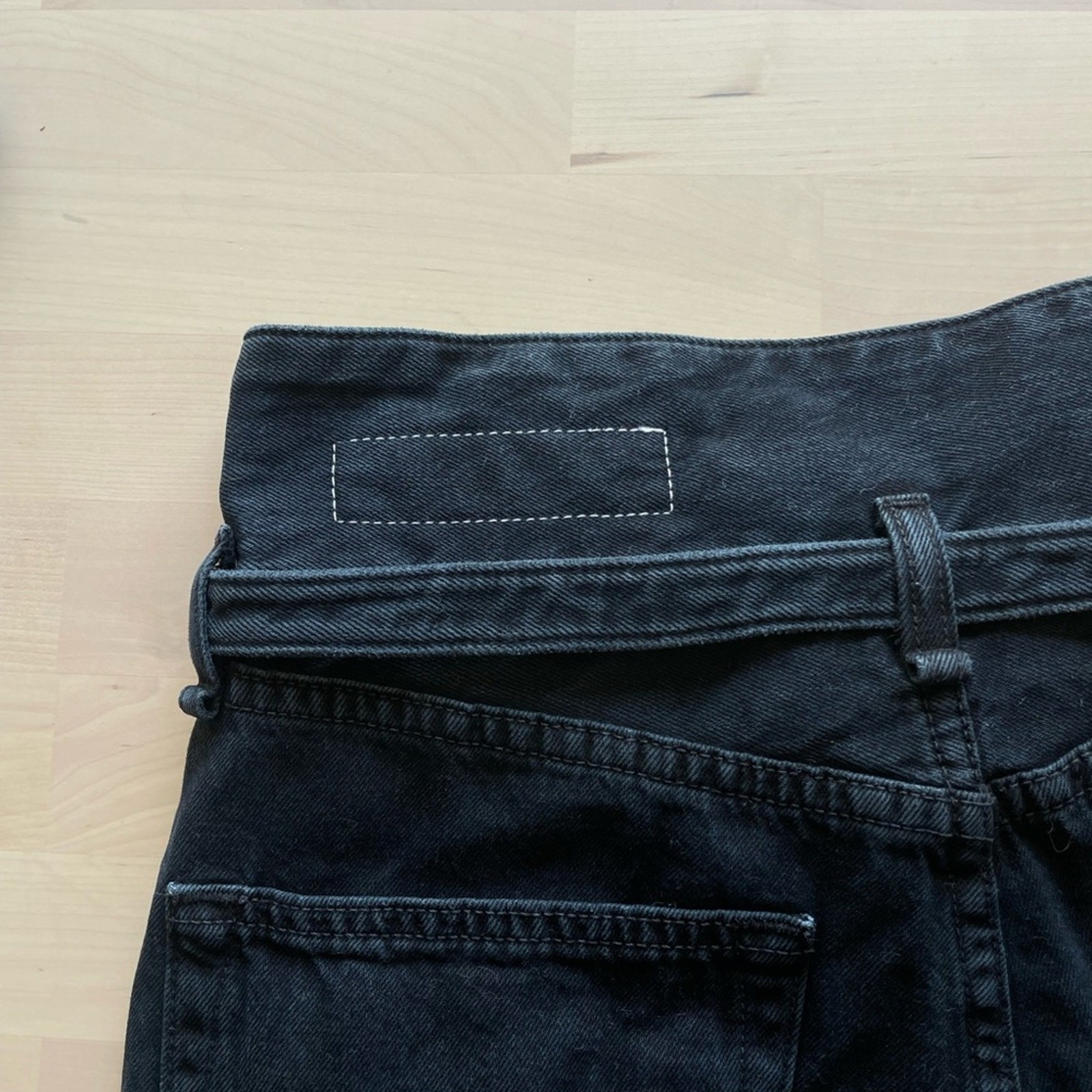 Rag & Bone Belted High Rise Denim in Blackbird Size 23