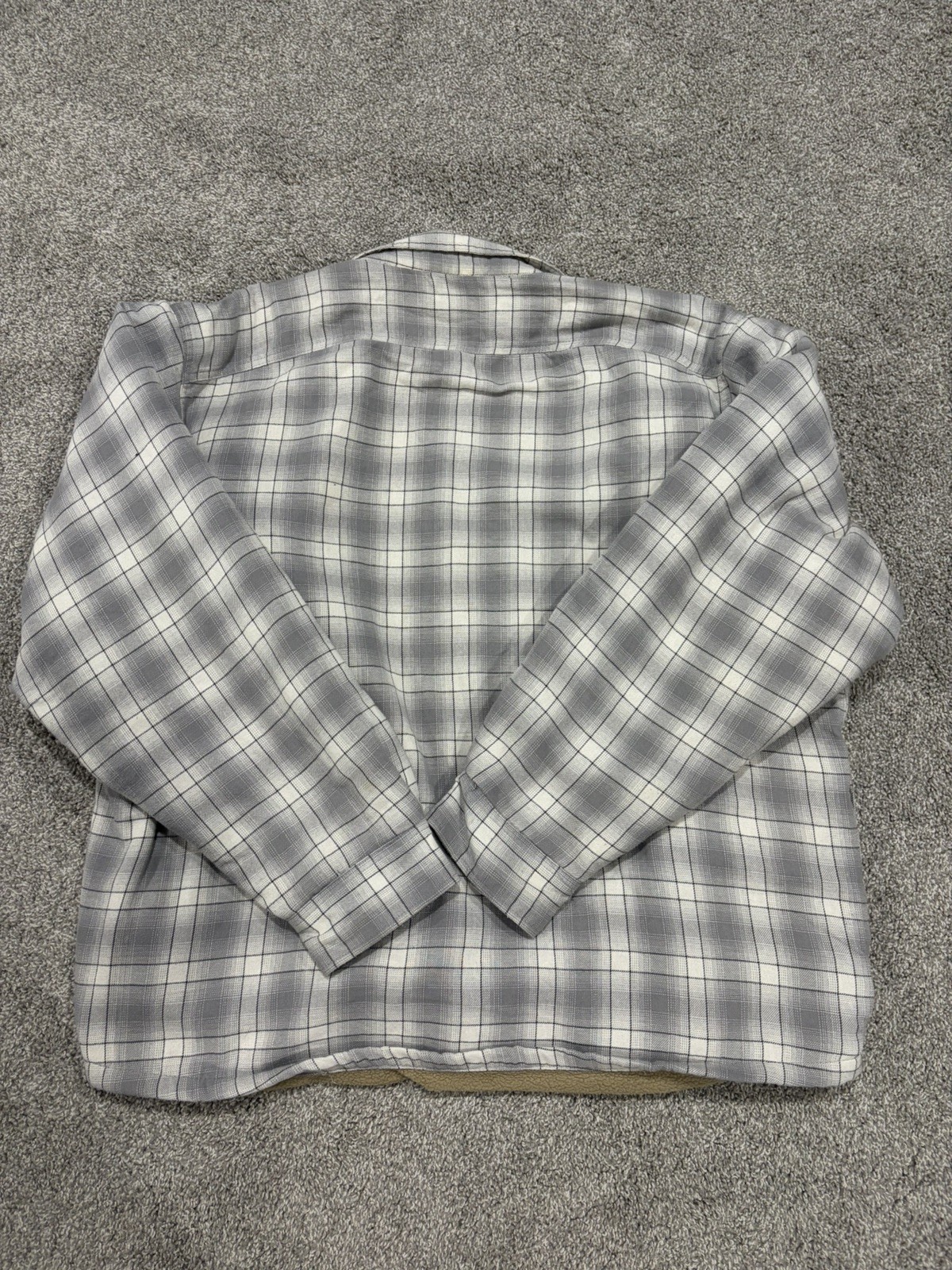 Wrangler Mens Flannel Shacket XXL Gray Plaid Sherpa Fleece Lined – Small stain