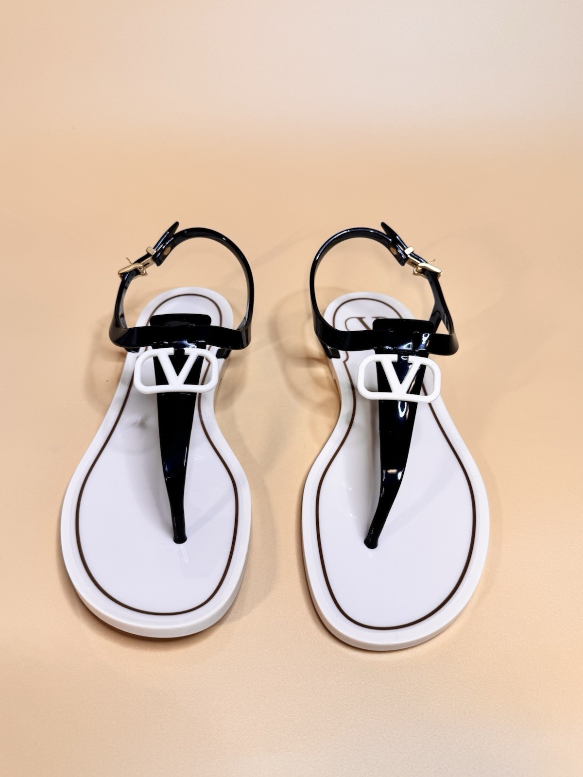 Valentino Garavani VLogo Jelly Flat Sandals White Black EU 41 US 10 NIB