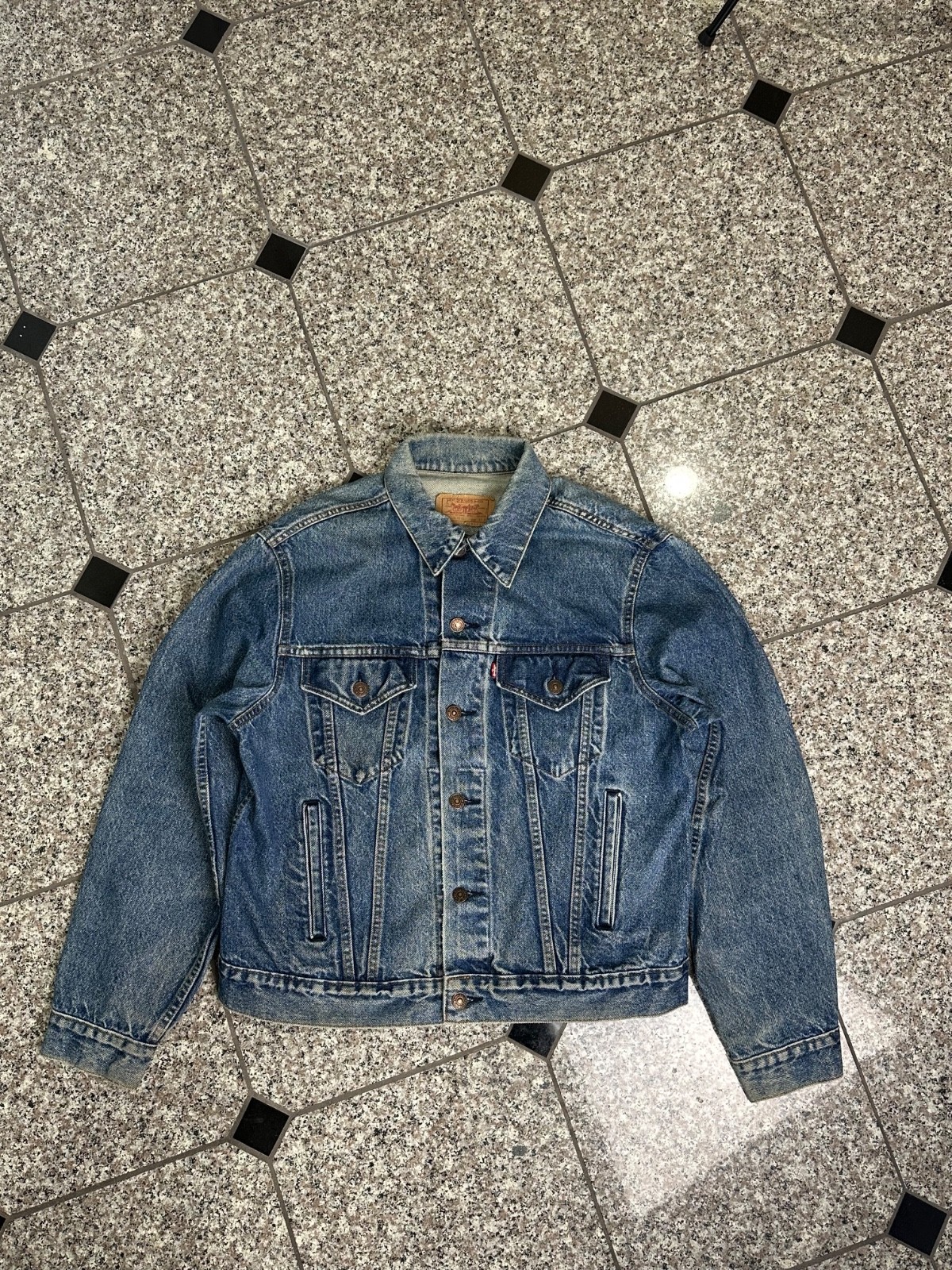 VTG 80s Levis Type 3 Denim Trucker Jacket Mens 44R Made in USA 70506-0216