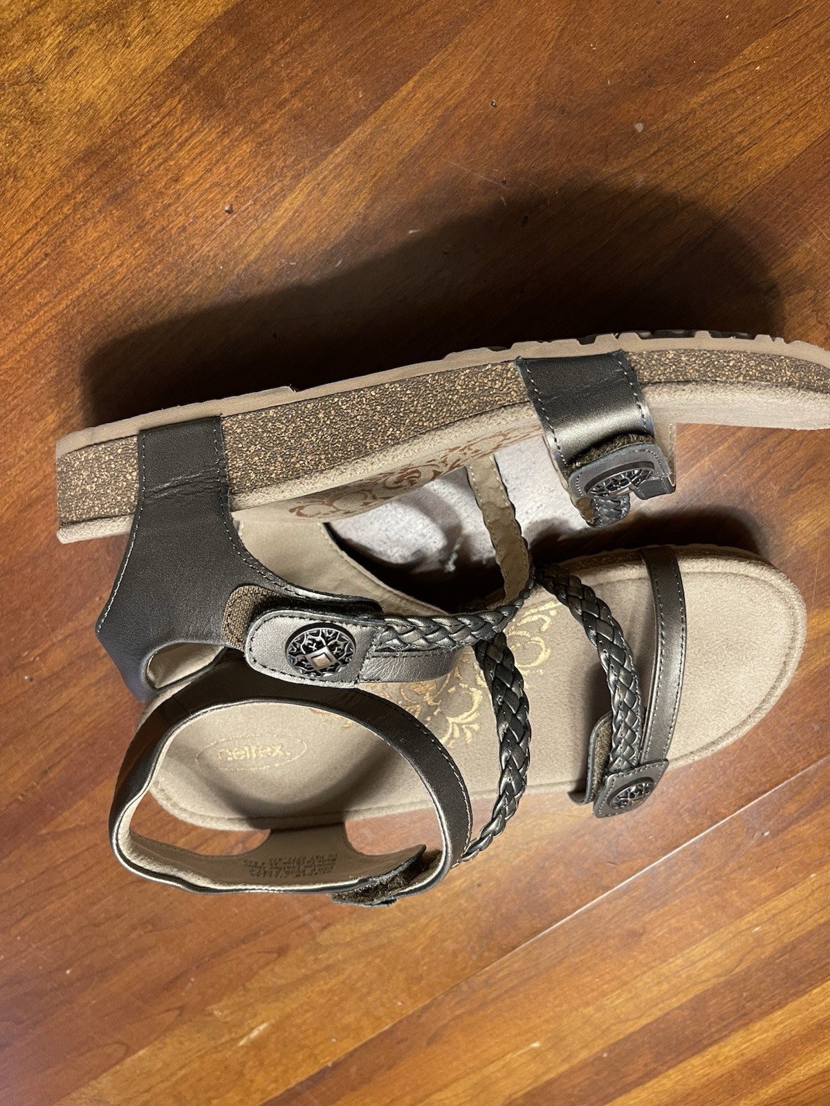 Aetrex Women’s Leather Sandals Size 9