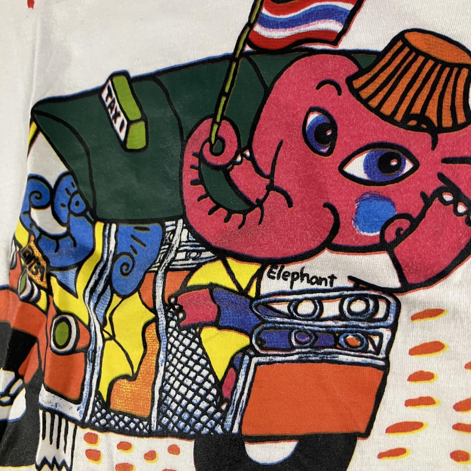 Artist Colors Thailand Elephant Tuk Tuk Shirt Mens Medium White Graphic Souvenir