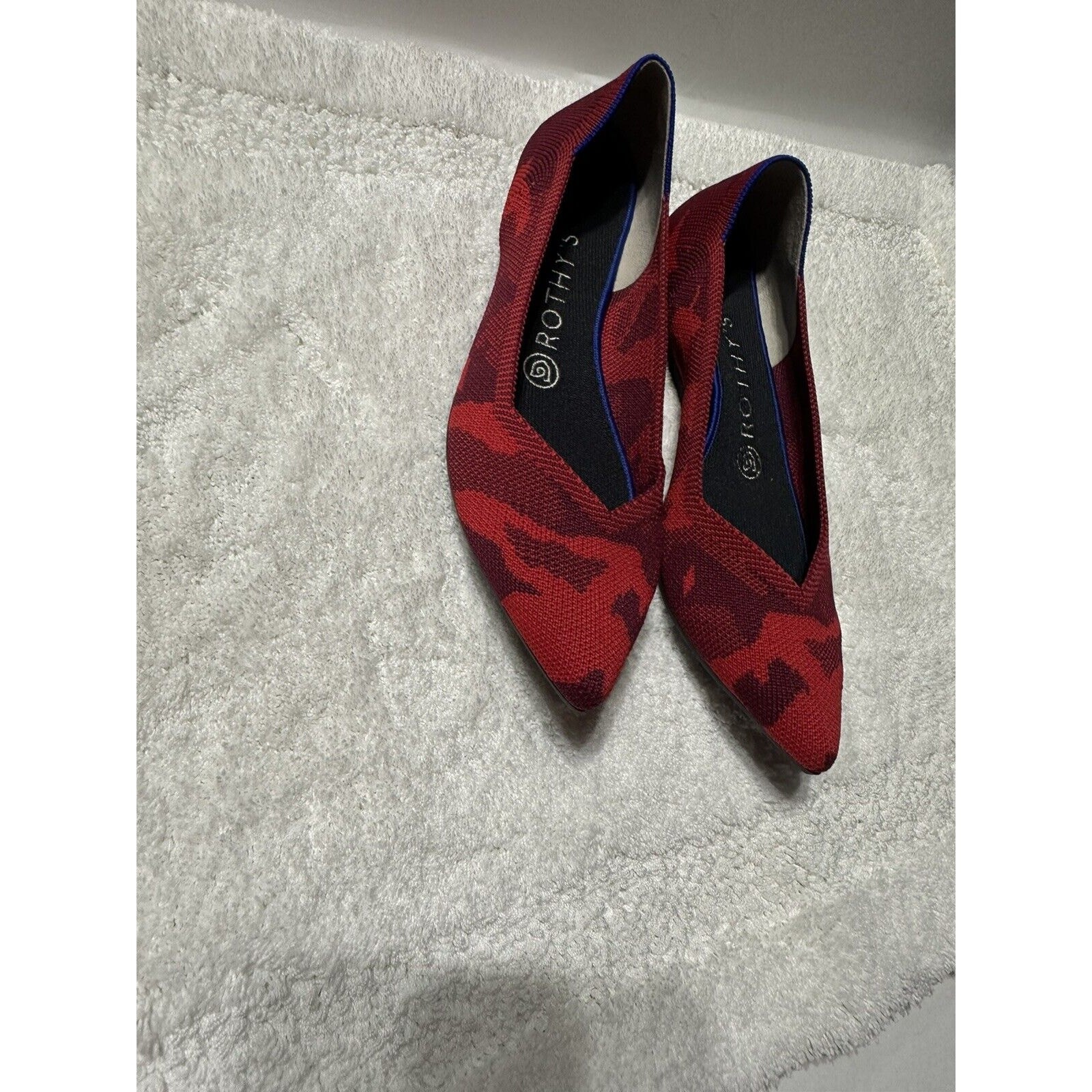 Rothy’s The Point Pattern Red Camo Limited Edition Flats Shoes W8 Retired