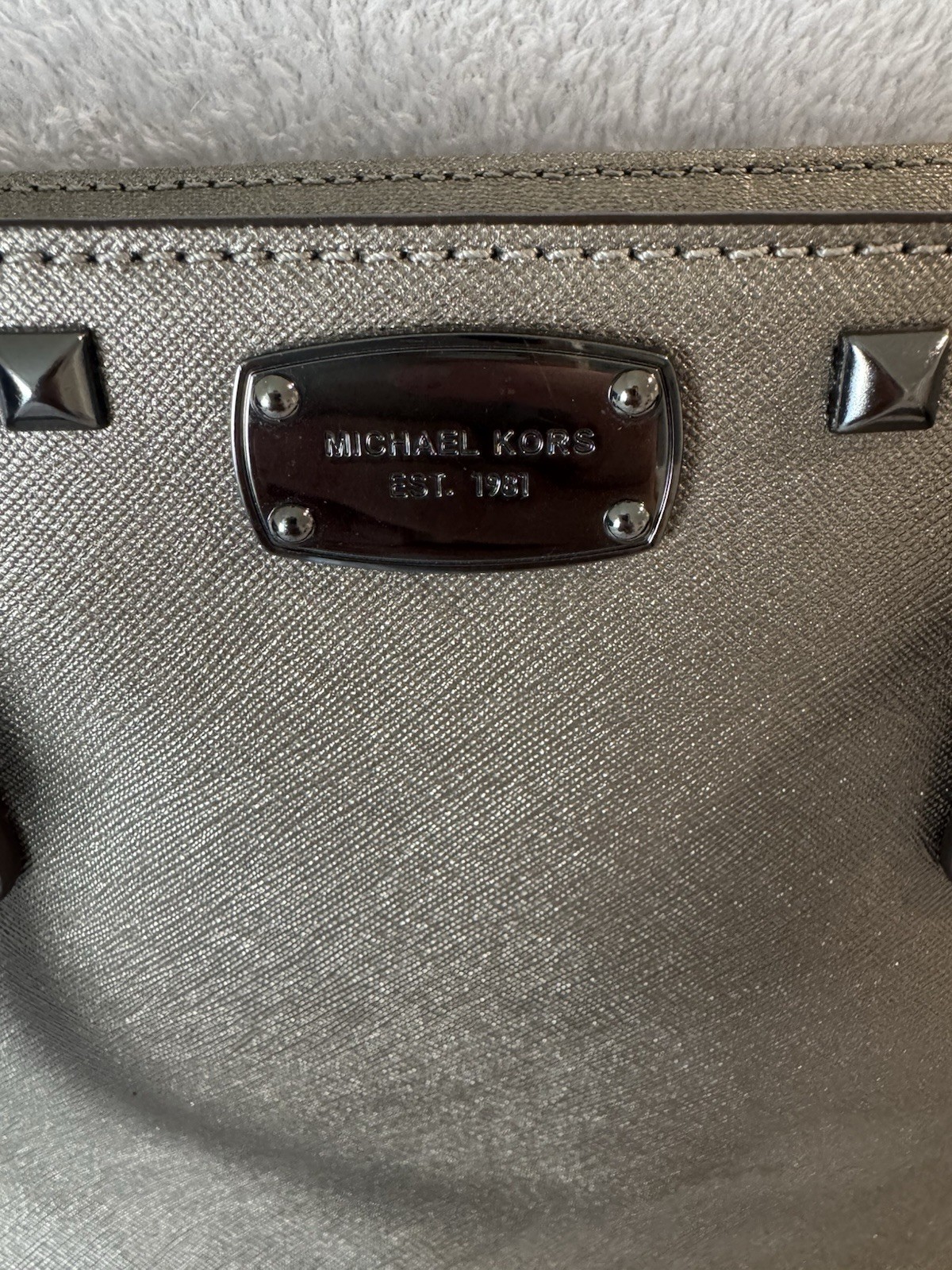 🩶 Michael Kors Selma Large Studded Tote Gunmetal Gray Saffiano Leather Purse