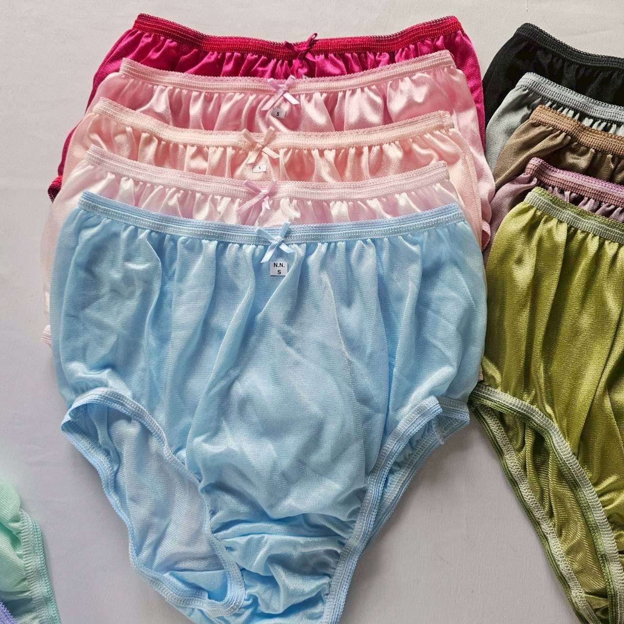 13pcs Underwear Women Nylon Small Panties Smooth Soft Briefs High Waist 24″-28″