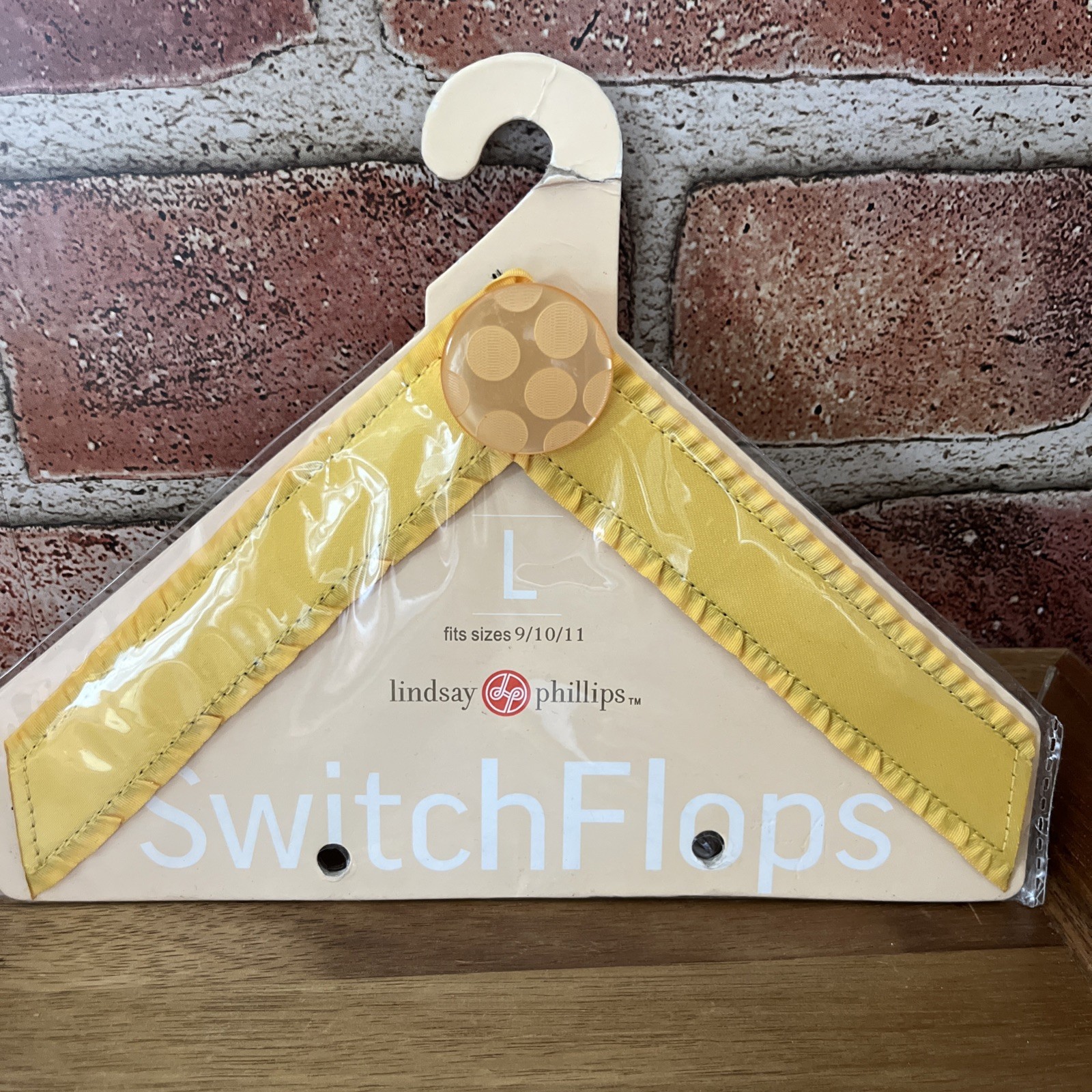 Lindsay Phillips SwitchFlop .. NEW REBECCA STRAP ..Sz Lg..fits 9,10,11 Flip Flop