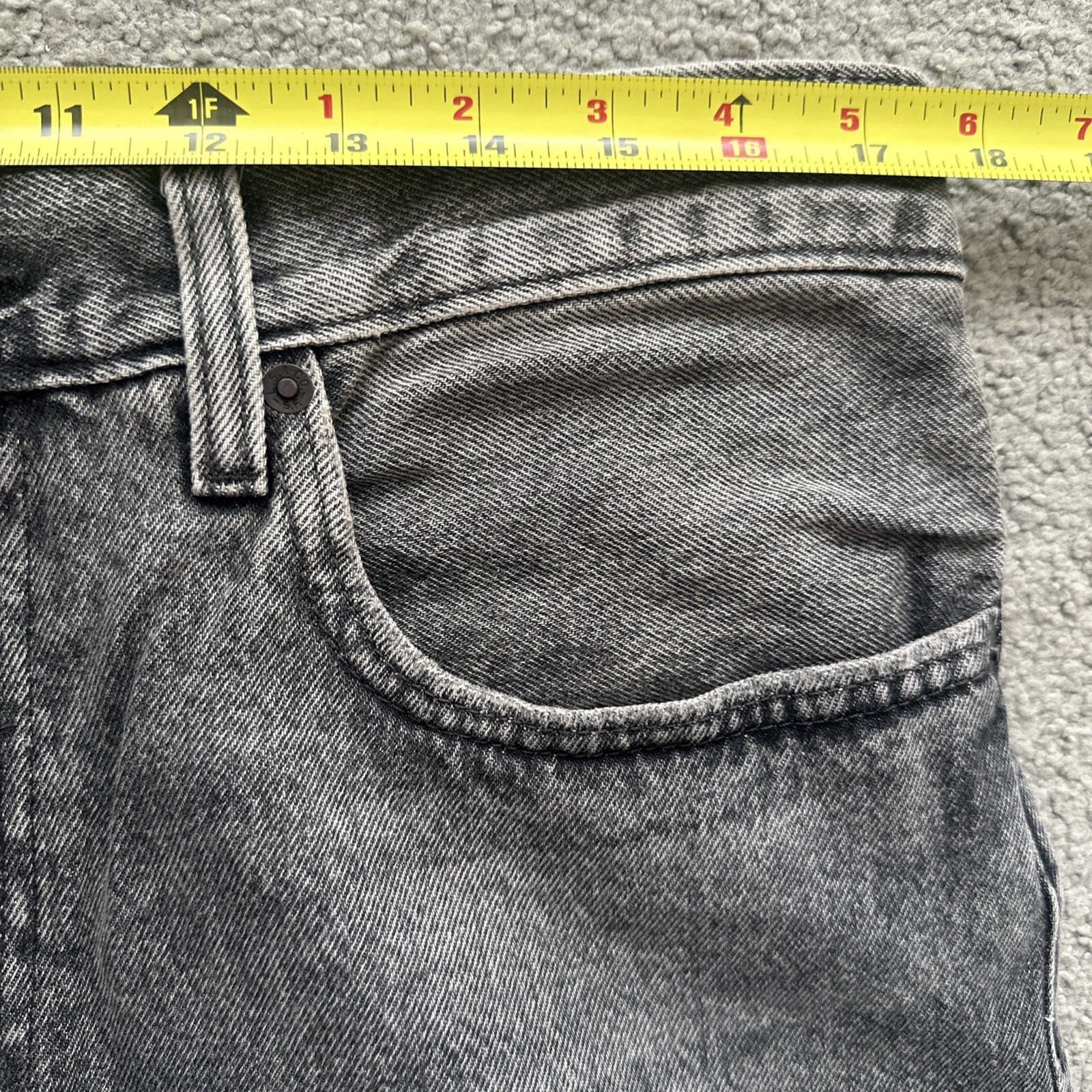 Levi ‘s Premium Men’s 578 Baggy Throughout Denim Jeans Sz. 34Wx30 Gray New