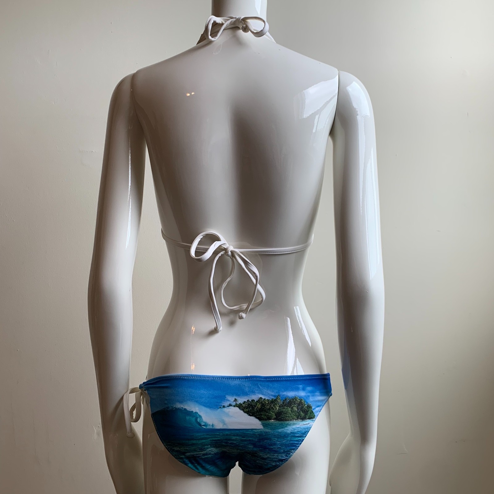 Aaron Chang plumeria white & blue floral reversible bikini