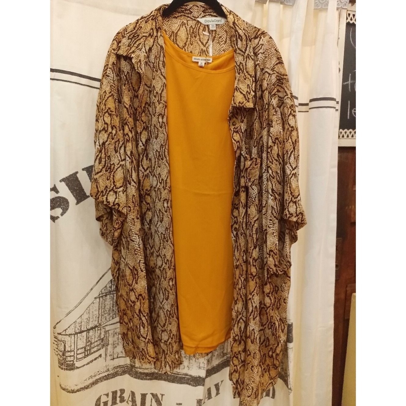 Bundle Davi & Dani, Zenana Outfitters Blouse & Kimono Size 3XL