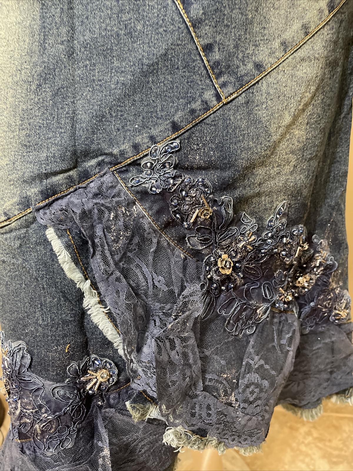 Women’s Blue Denim Cotton Casual Bead Embroidered Boho Size L(8-10) Skirt 9019