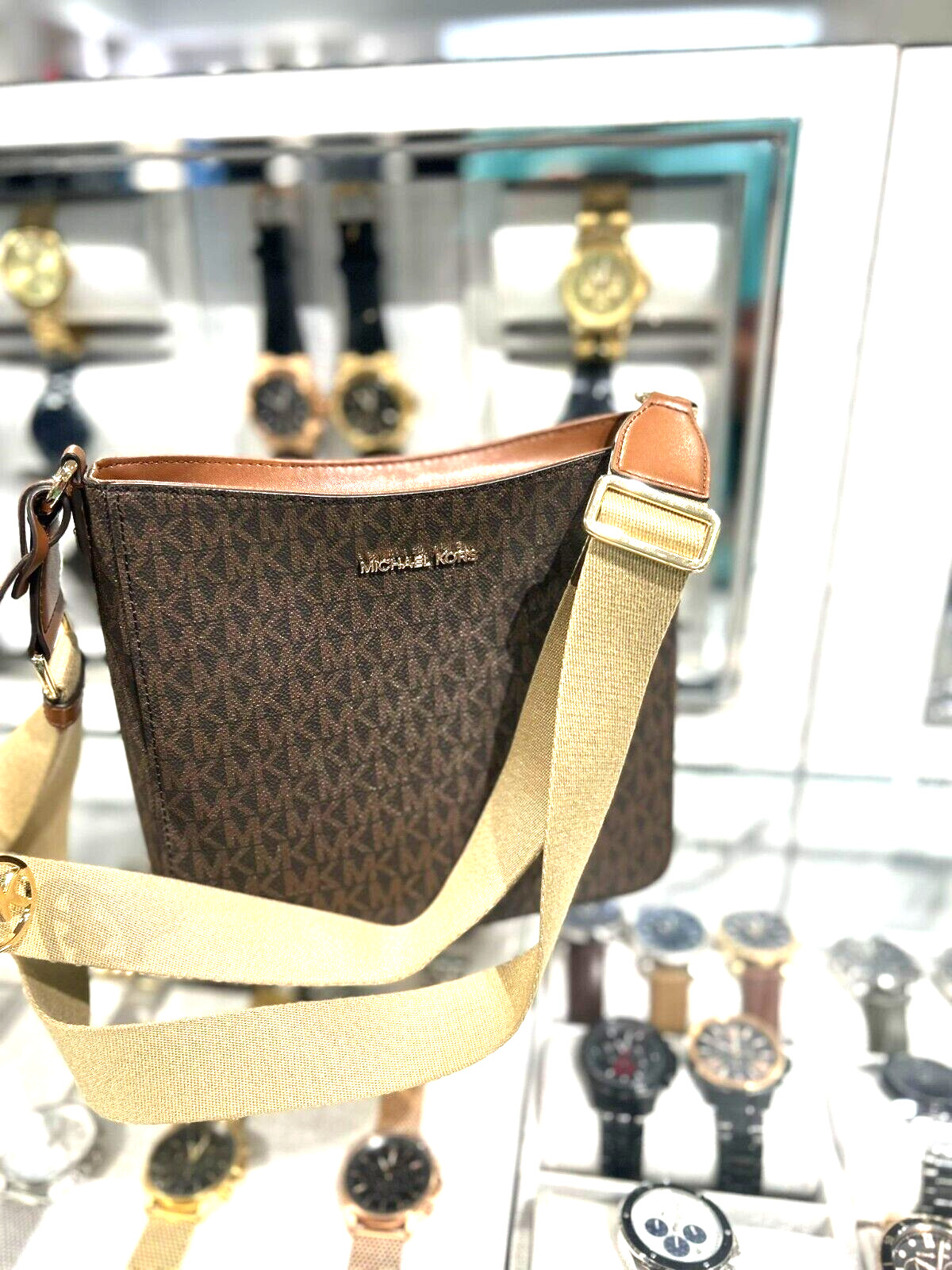 Michael Kors Jet Set Travel Small Crossbody Handbag Messenger Bag Purse-MK Brown