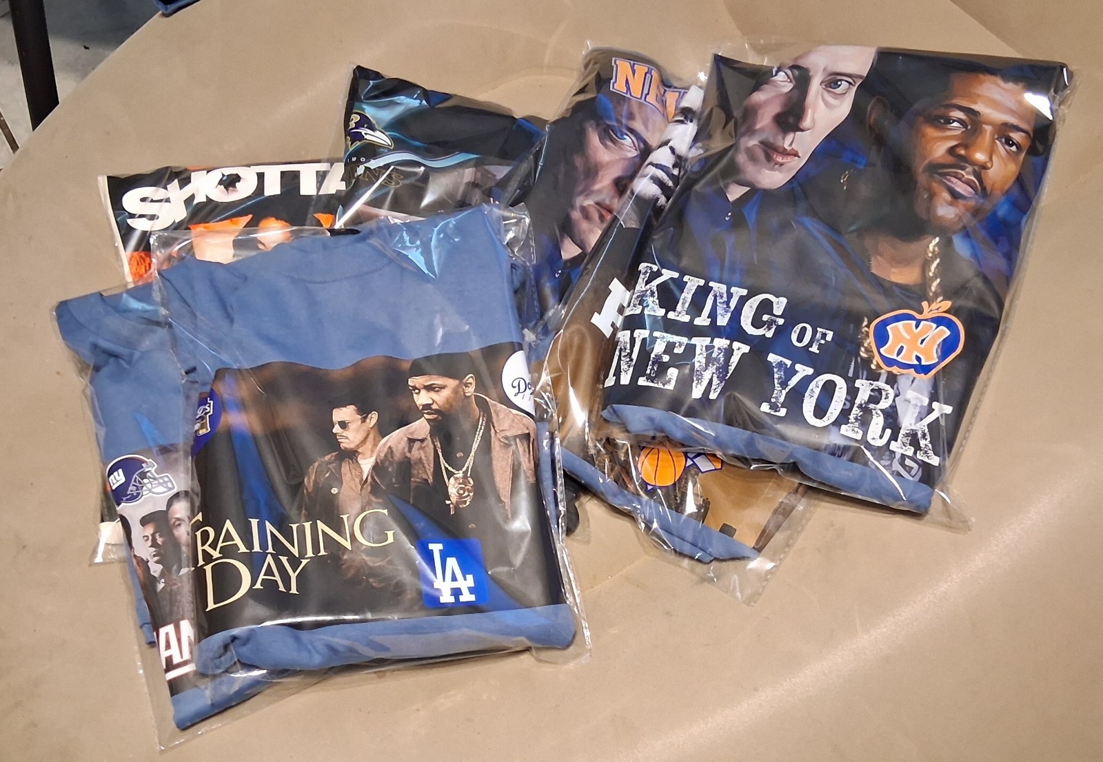 Fathers Day Sale ! Knicks- King Of New York Tees! Celebrate Like a Champion!