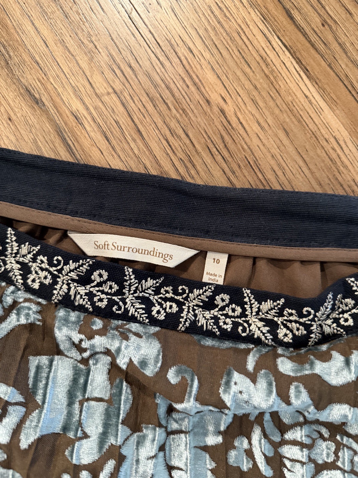 Soft Surroundings Pleated Velour Burnout Maxi Skirt Boho Velvet Floral Sz 10