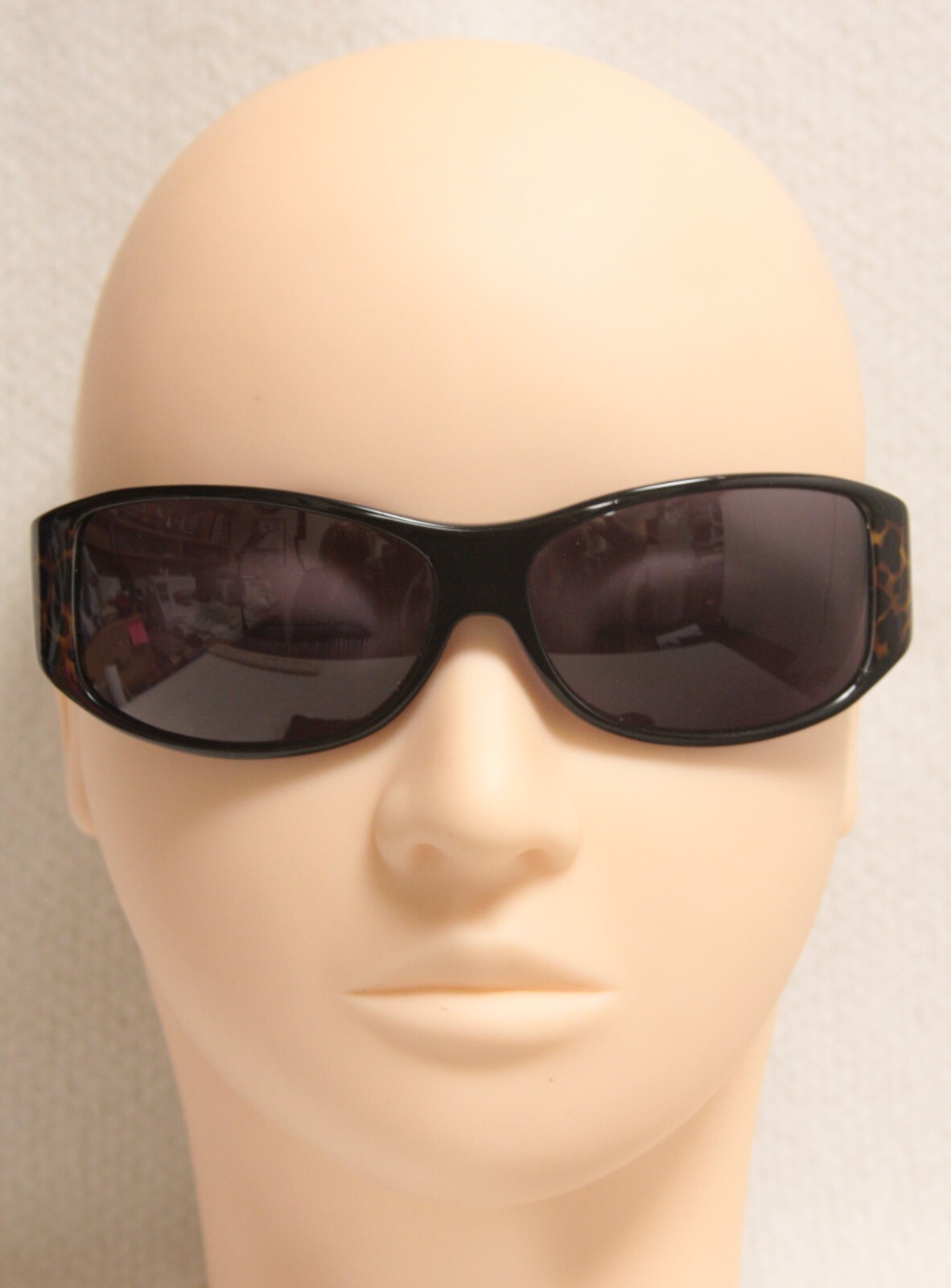 BCBGMAXAZRIA L.120mm MINXBLA Women’s Sunglasses Tortoise Print / Black