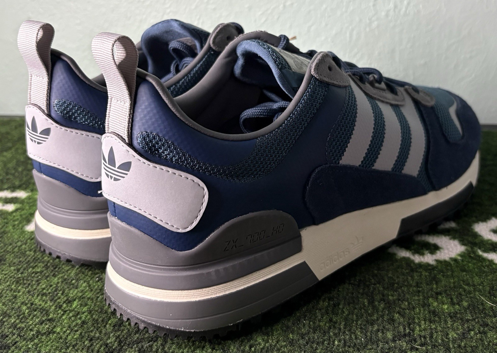 US Men’s 11.5 – Adidas ZX 700 HD Trainers “Crew Navy” H01850